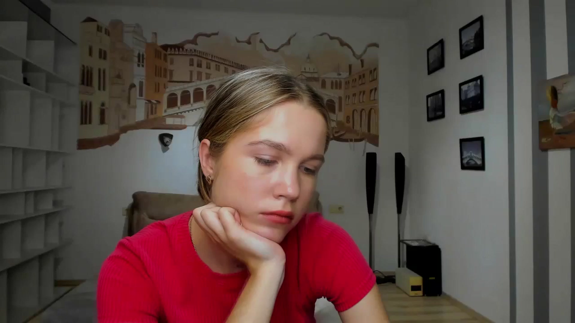Gallery image thumbnail from Kate_Lewiss's myfreecams stream on, 04/11/2024, 11:03 image 15 of 20
