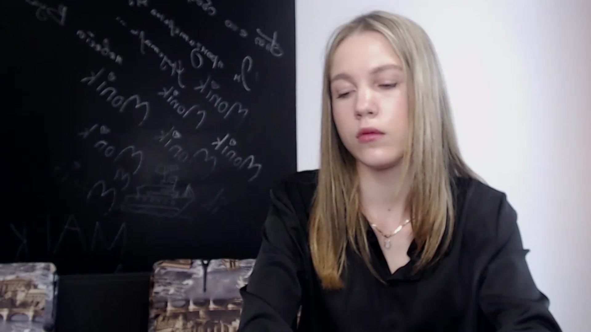 Gallery image thumbnail from Kate_Lewiss's myfreecams stream on, 04/15/2024, 07:49 image 20 of 20