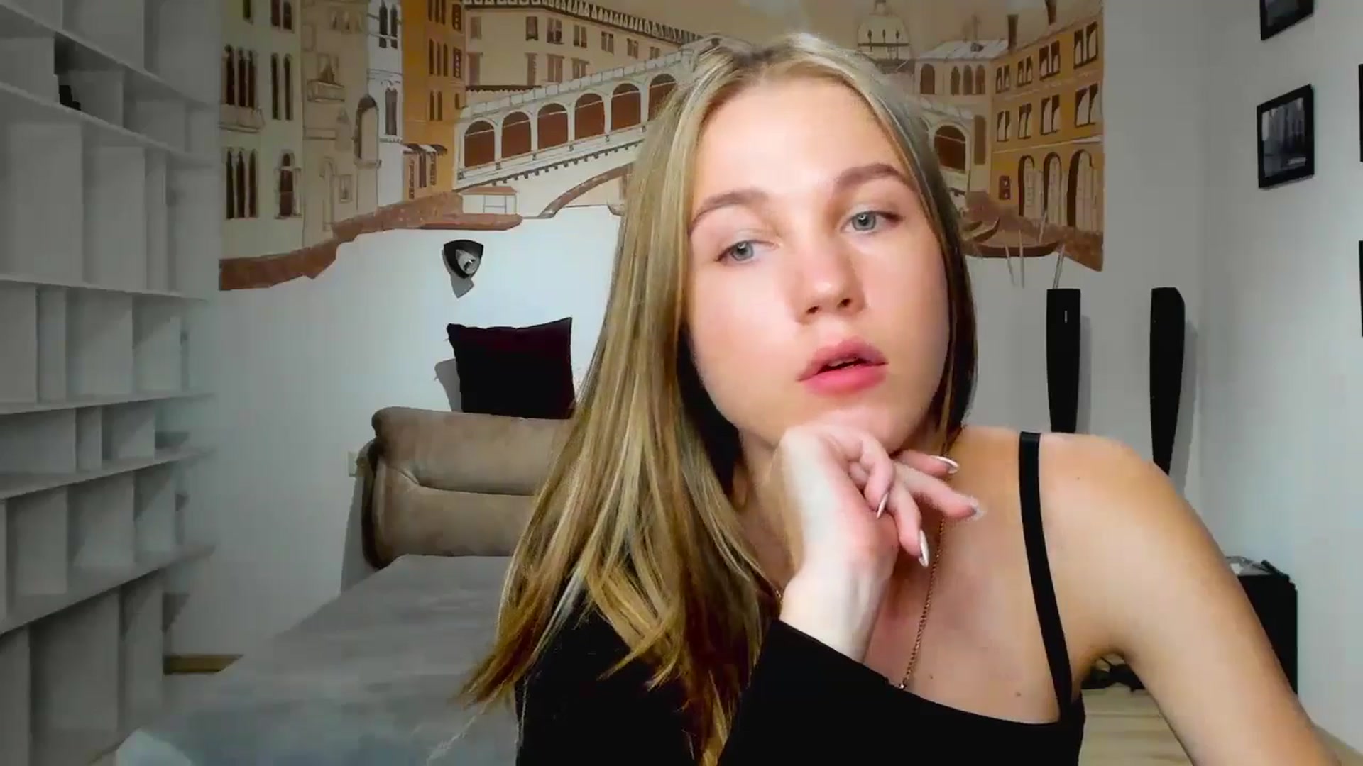 Gallery image thumbnail from Kate_Lewiss's myfreecams stream on, 04/17/2024, 11:01 image 20 of 20