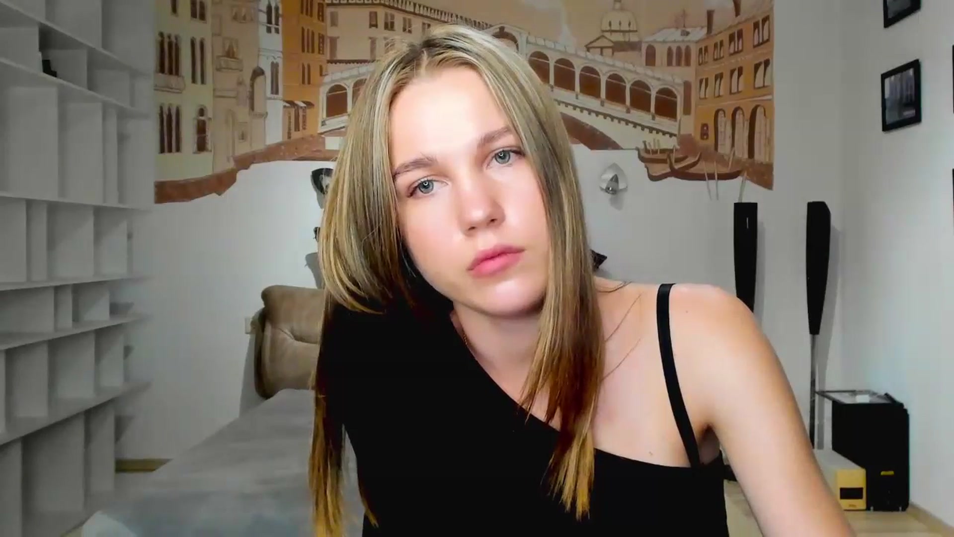 Gallery image thumbnail from Kate_Lewiss's myfreecams stream on, 04/17/2024, 11:01 image 9 of 20