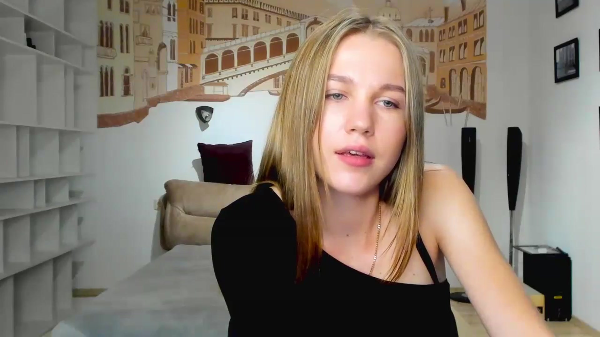 Gallery image thumbnail from Kate_Lewiss's myfreecams stream on, 04/17/2024, 11:01 image 15 of 20