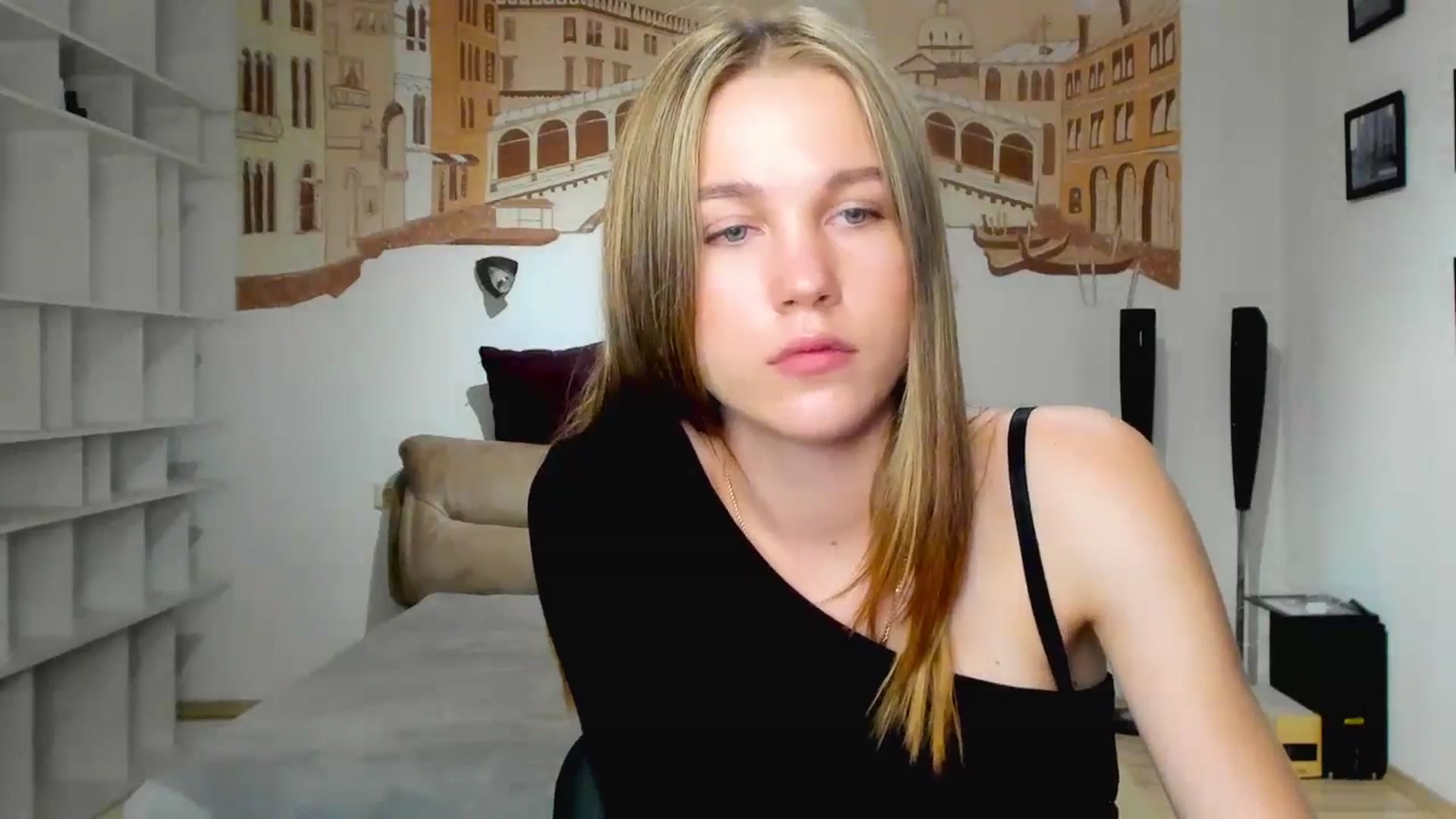 Gallery image thumbnail from Kate_Lewiss's myfreecams stream on, 04/17/2024, 11:01 image 6 of 20