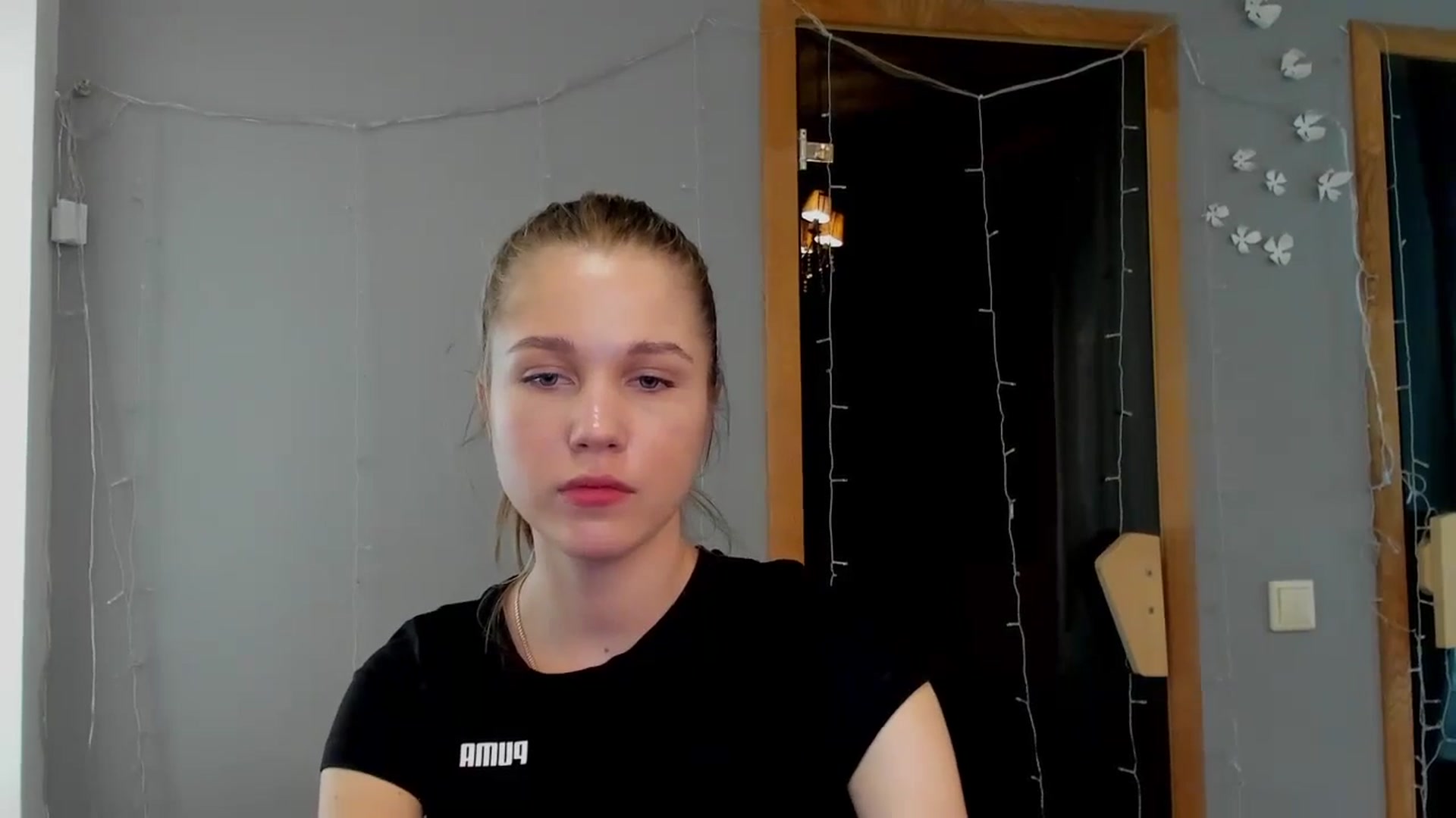Gallery image thumbnail from Kate_Lewiss's myfreecams stream on, 04/18/2024, 09:32 image 6 of 20