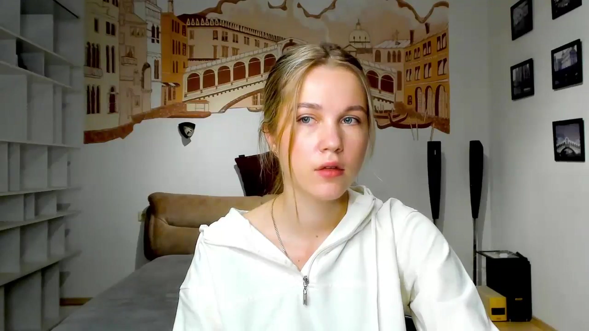 Gallery image thumbnail from Kate_Lewiss's myfreecams stream on, 04/24/2024, 07:29 image 18 of 20