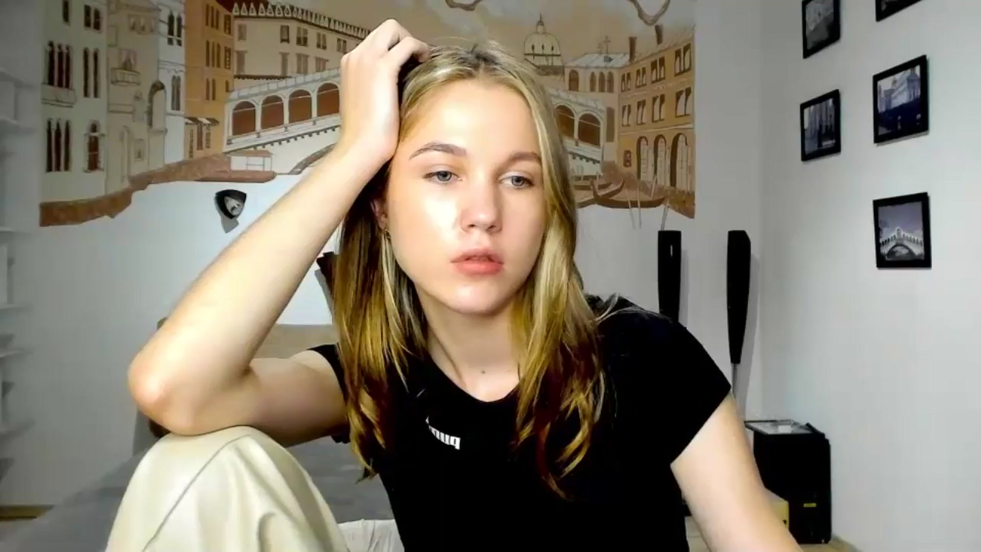 Gallery image thumbnail from Kate_Lewiss's myfreecams stream on, 04/28/2024, 08:05 image 19 of 20