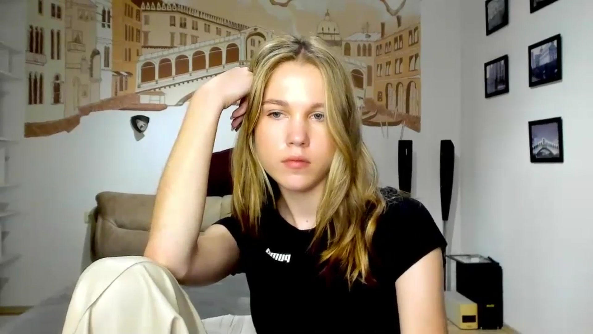 Gallery image thumbnail from Kate_Lewiss's myfreecams stream on, 04/28/2024, 08:44 image 2 of 20