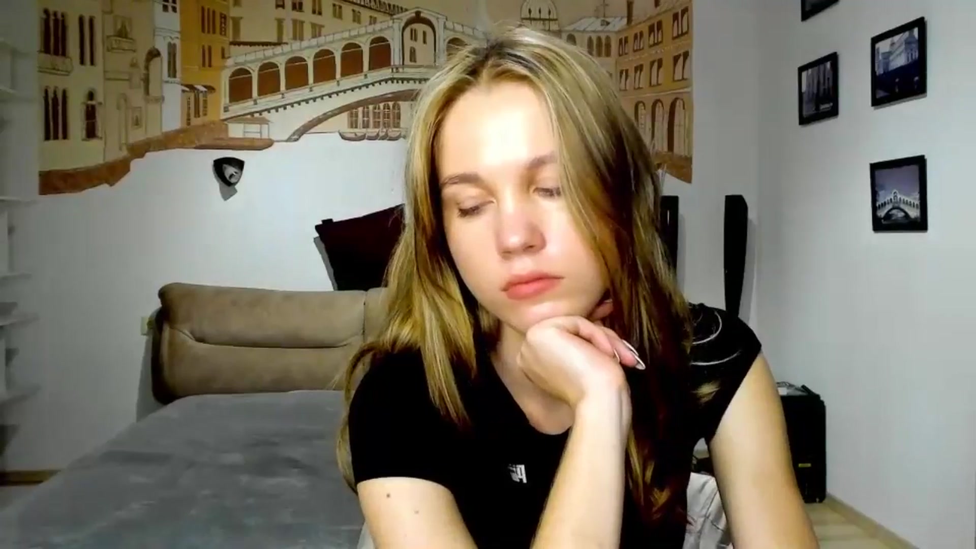 Gallery image thumbnail from Kate_Lewiss's myfreecams stream on, 04/28/2024, 10:53 image 5 of 20