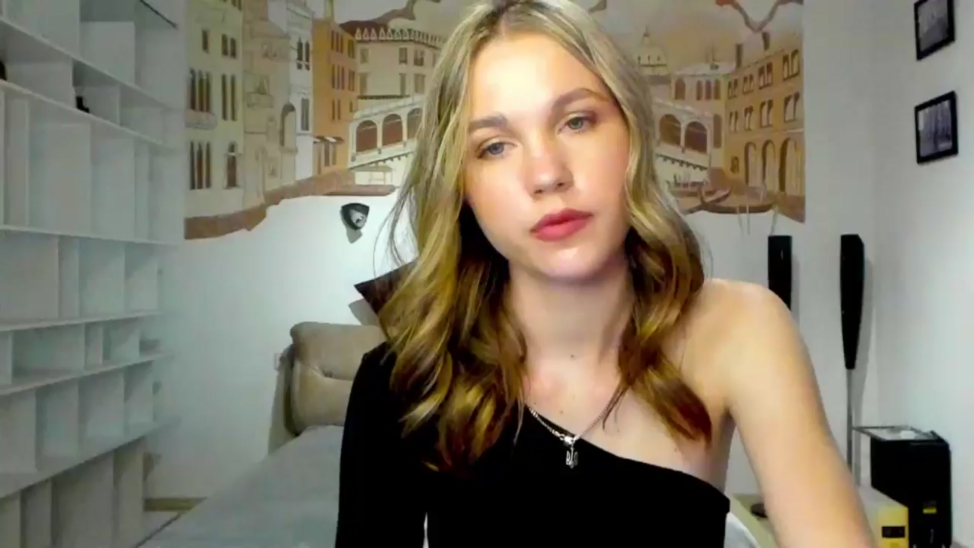 Gallery image thumbnail from Kate_Lewiss's myfreecams stream on, 05/02/2024, 08:49 image 13 of 20