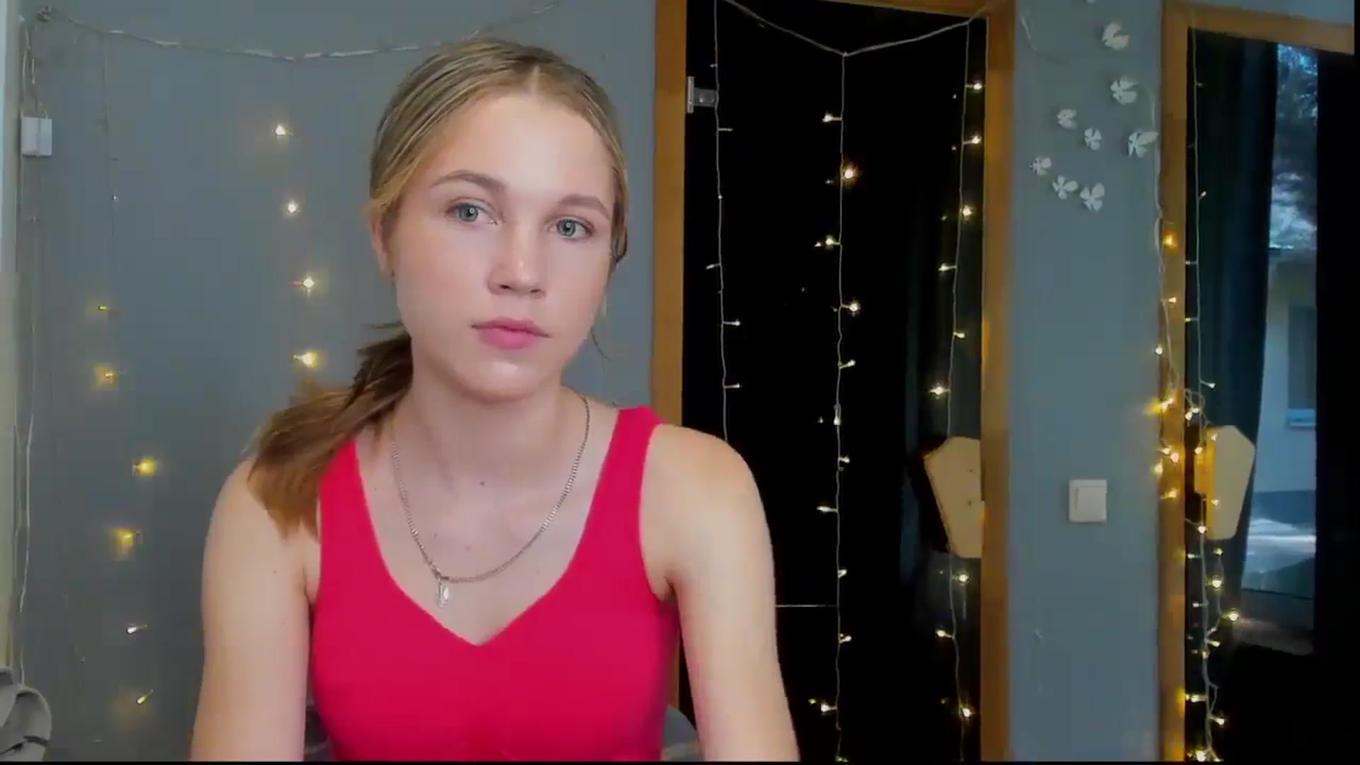Gallery image thumbnail from Kate_Lewiss's myfreecams stream on, 05/03/2024, 06:59 image 4 of 20