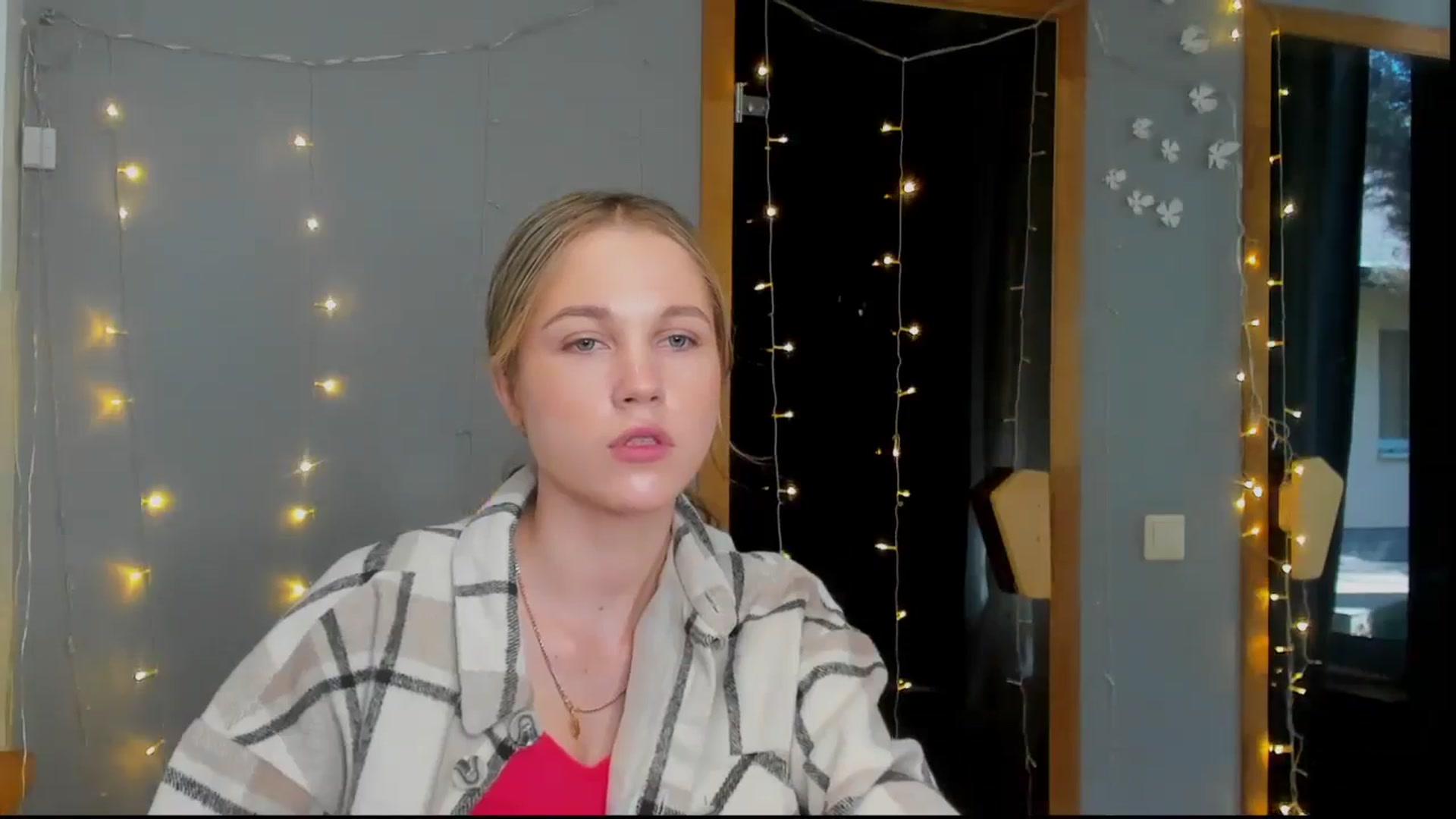 Gallery image thumbnail from Kate_Lewiss's myfreecams stream on, 05/03/2024, 06:59 image 19 of 20