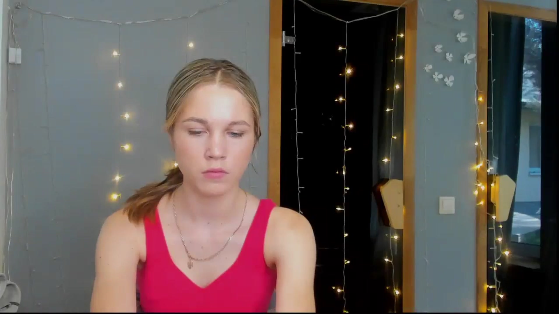 Gallery image thumbnail from Kate_Lewiss's myfreecams stream on, 05/03/2024, 06:59 image 6 of 20