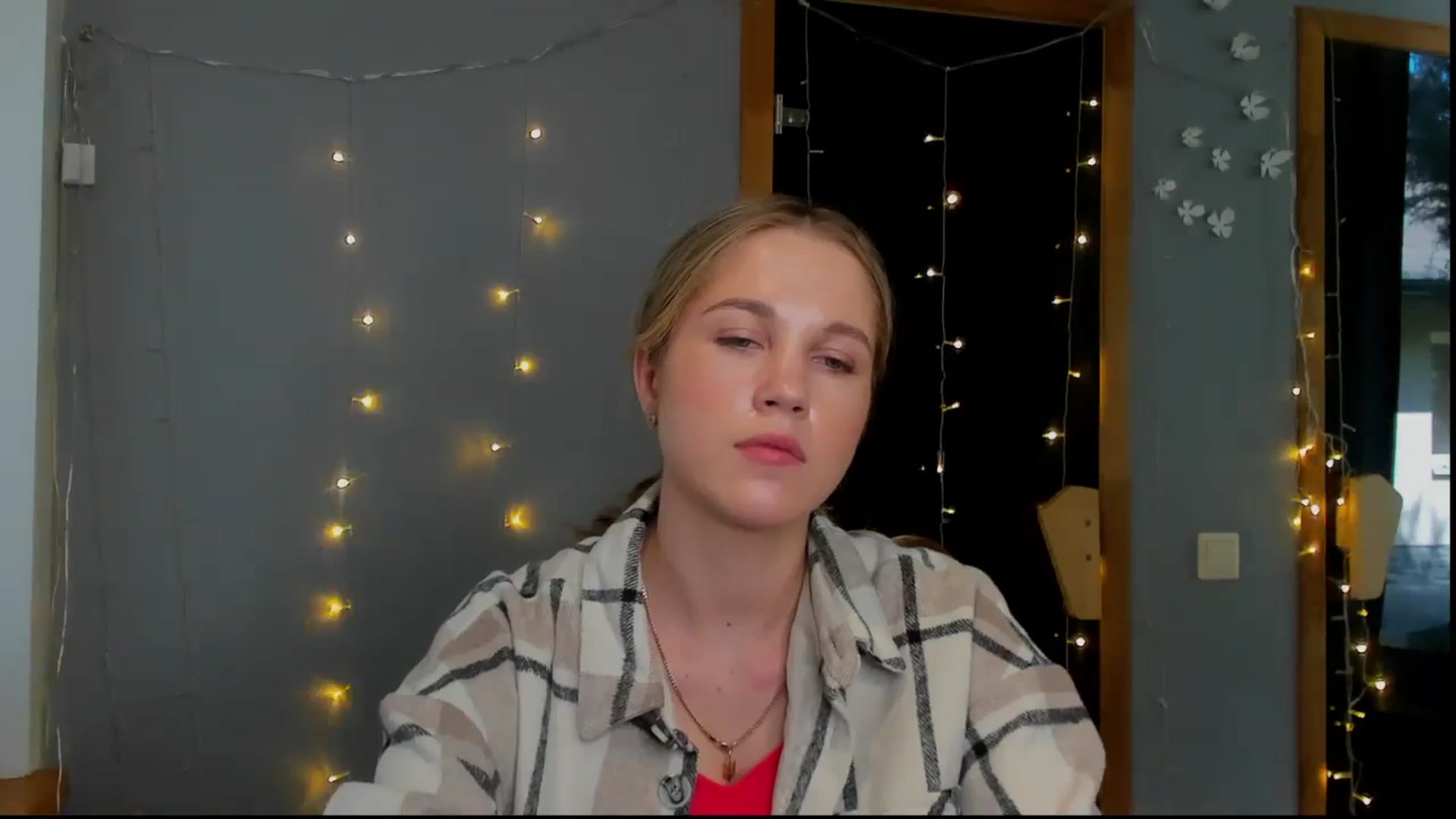 Gallery image thumbnail from Kate_Lewiss's myfreecams stream on, 05/03/2024, 11:07 image 7 of 20
