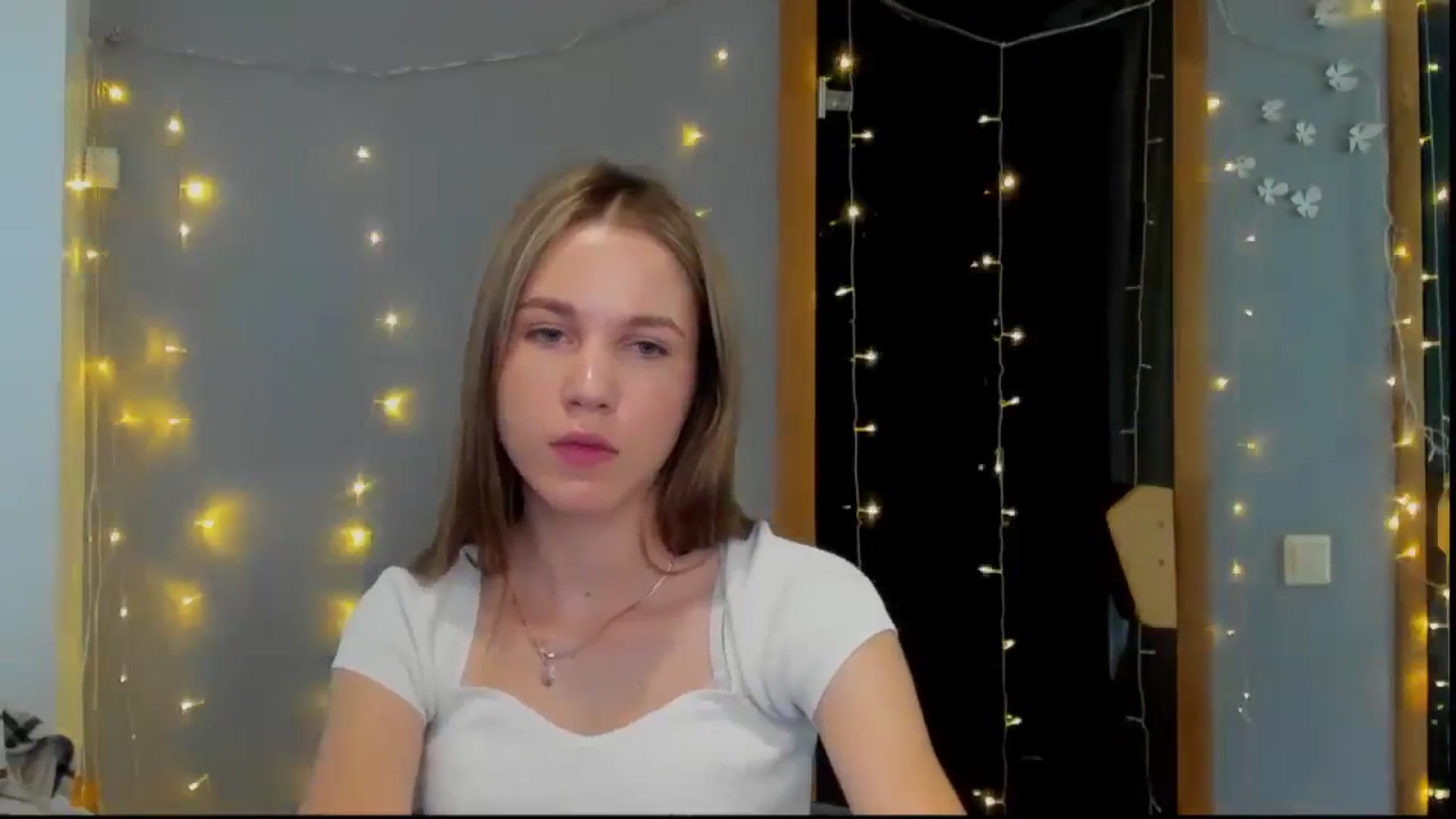 Gallery image thumbnail from Kate_Lewiss's myfreecams stream on, 05/04/2024, 07:28 image 20 of 20