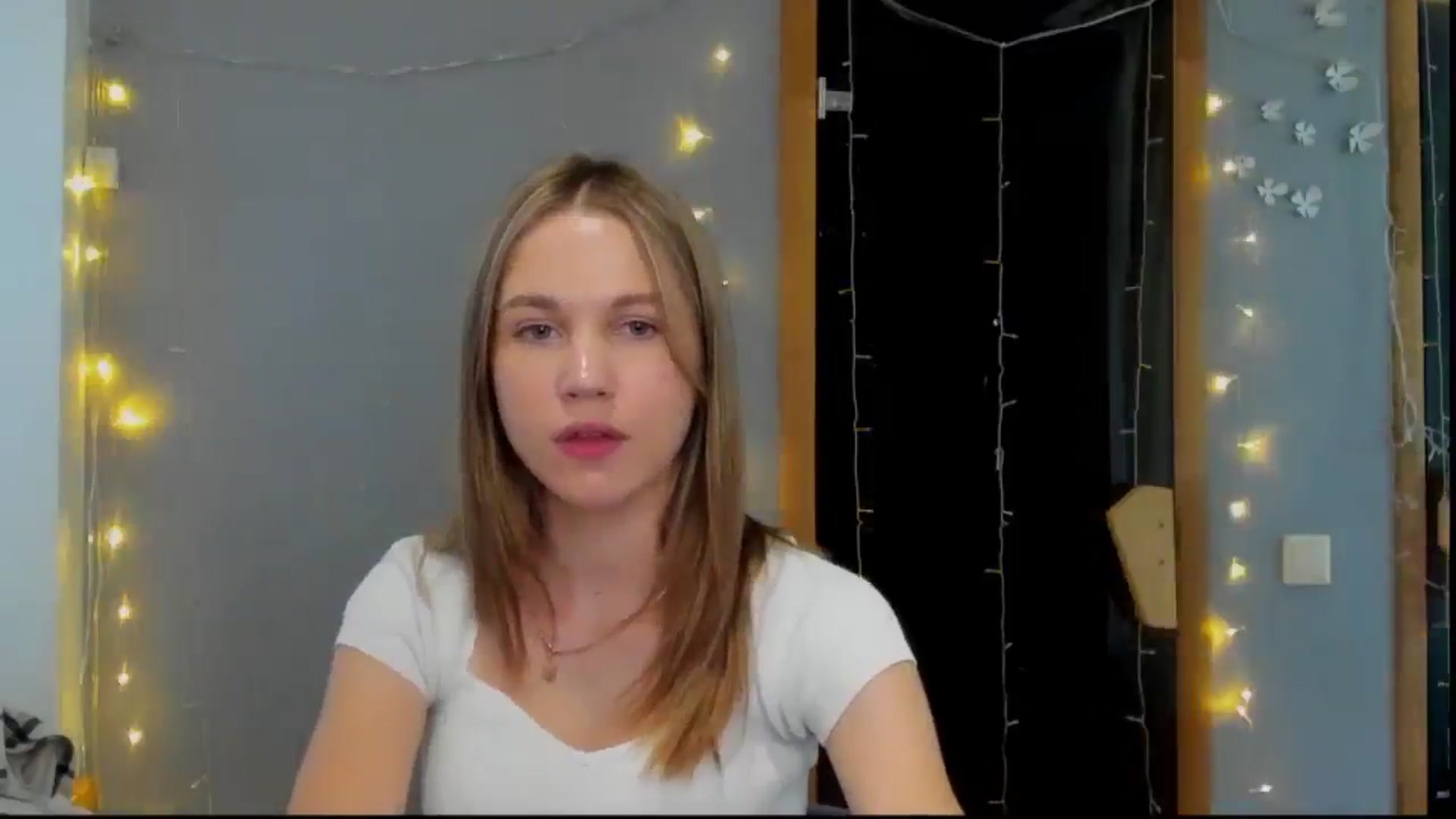 Gallery image thumbnail from Kate_Lewiss's myfreecams stream on, 05/04/2024, 07:28 image 4 of 20