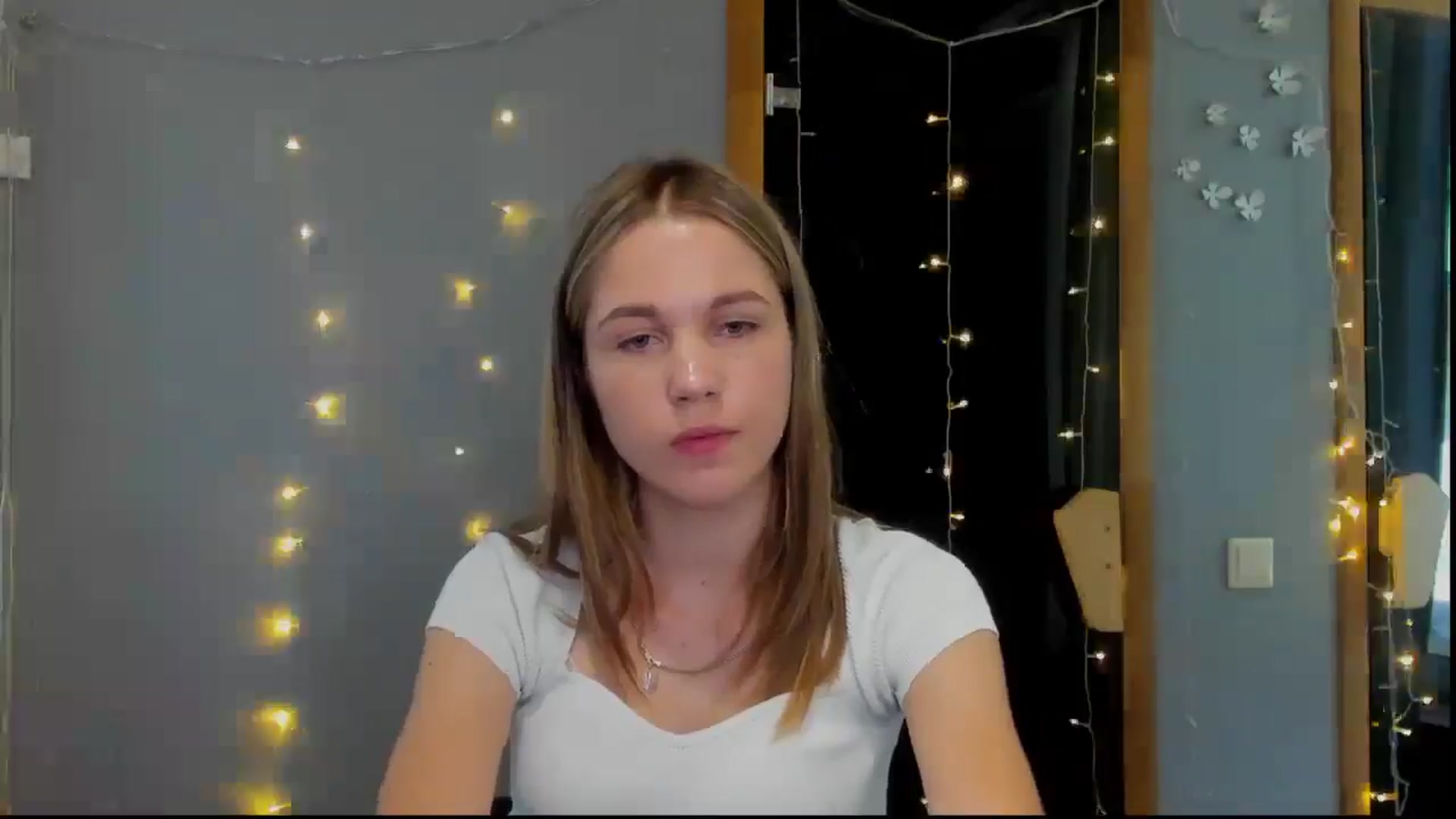 Gallery image thumbnail from Kate_Lewiss's myfreecams stream on, 05/04/2024, 08:36 image 20 of 20