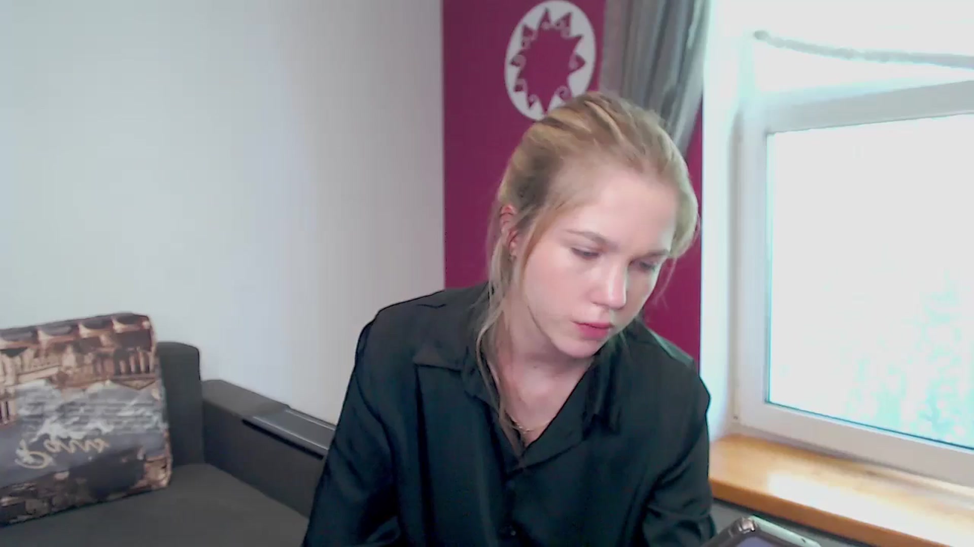 Gallery image thumbnail from Kate_Lewiss's myfreecams stream on, 05/07/2024, 11:02 image 14 of 20