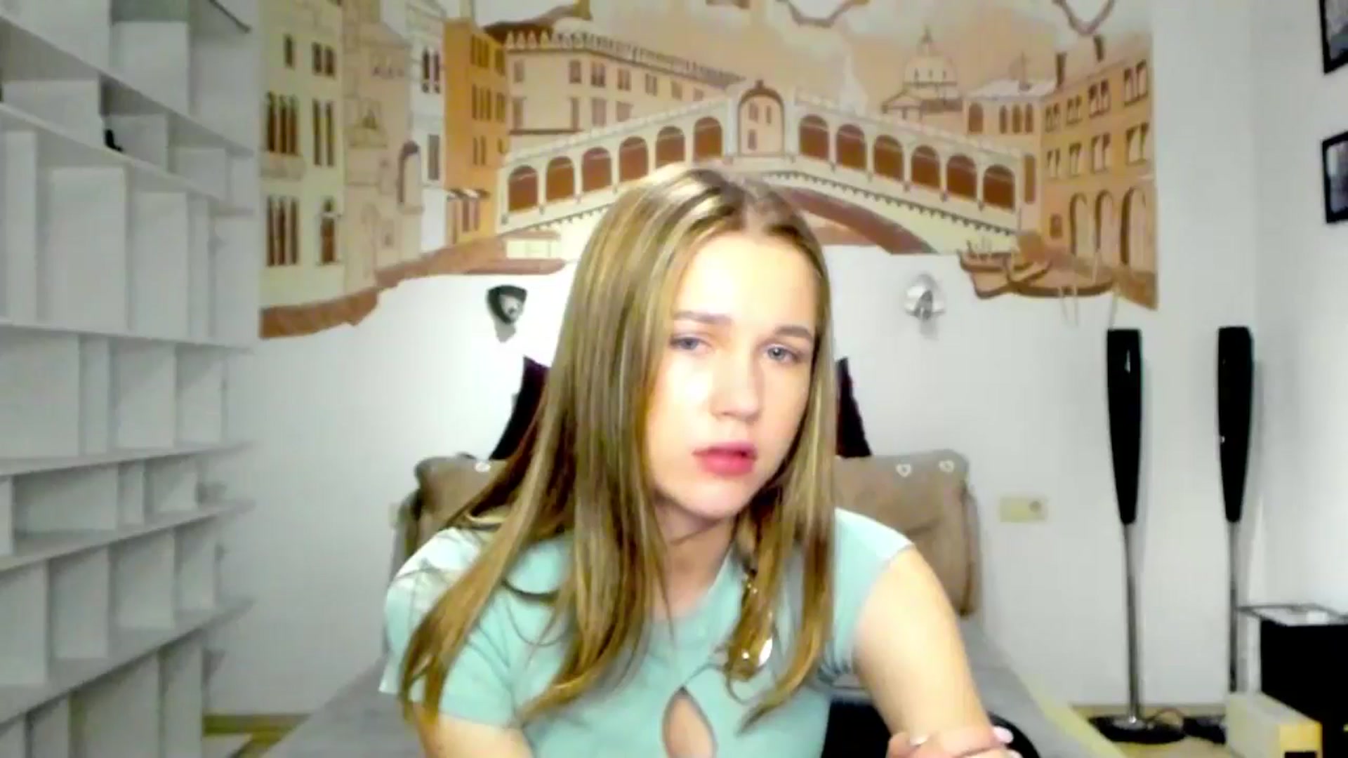 Gallery image thumbnail from Kate_Lewiss's myfreecams stream on, 05/08/2024, 07:20 image 14 of 20
