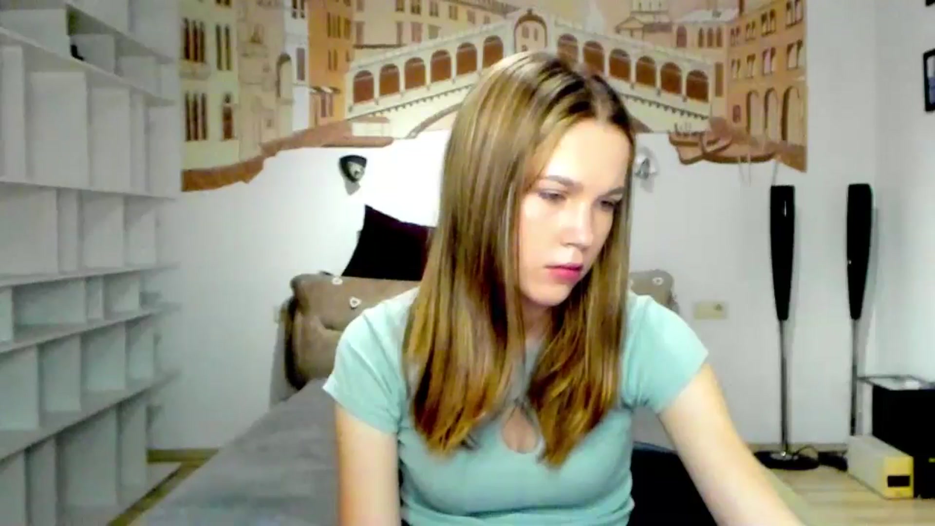 Gallery image thumbnail from Kate_Lewiss's myfreecams stream on, 05/08/2024, 07:20 image 2 of 20