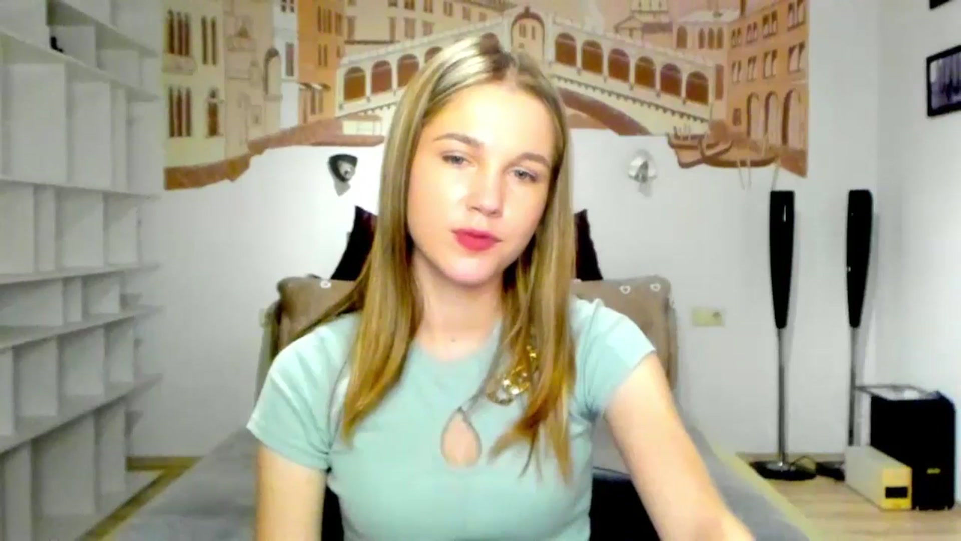 Gallery image thumbnail from Kate_Lewiss's myfreecams stream on, 05/08/2024, 09:28 image 2 of 20
