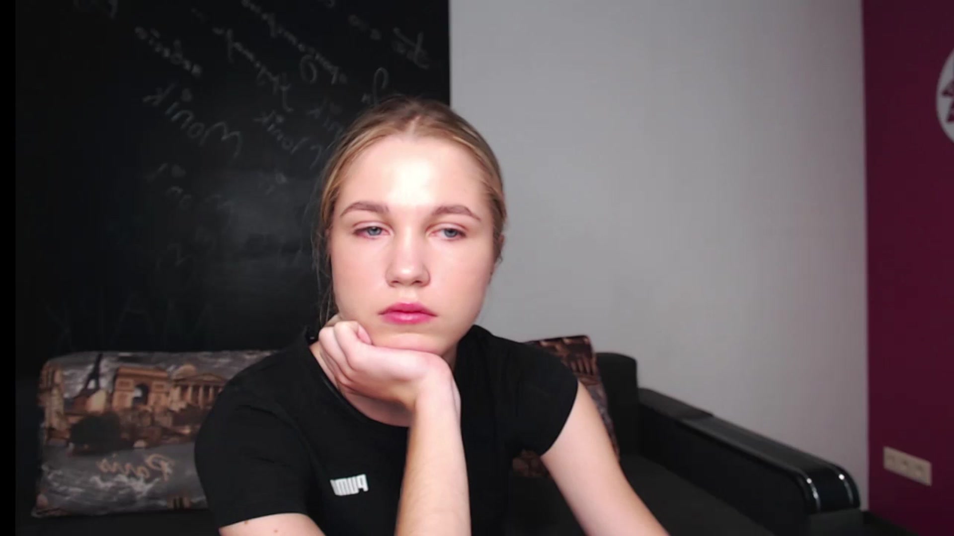 Gallery image thumbnail from Kate_Lewiss's myfreecams stream on, 05/09/2024, 08:25 image 8 of 20