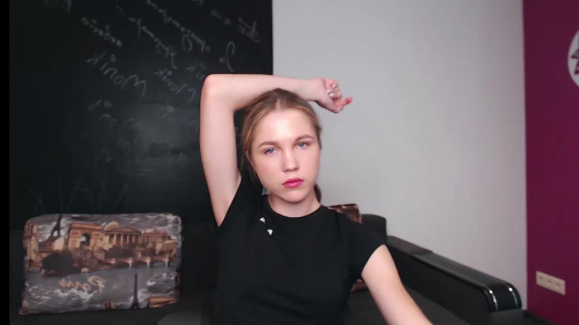 Gallery image thumbnail from Kate_Lewiss's myfreecams stream on, 05/09/2024, 08:25 image 5 of 20