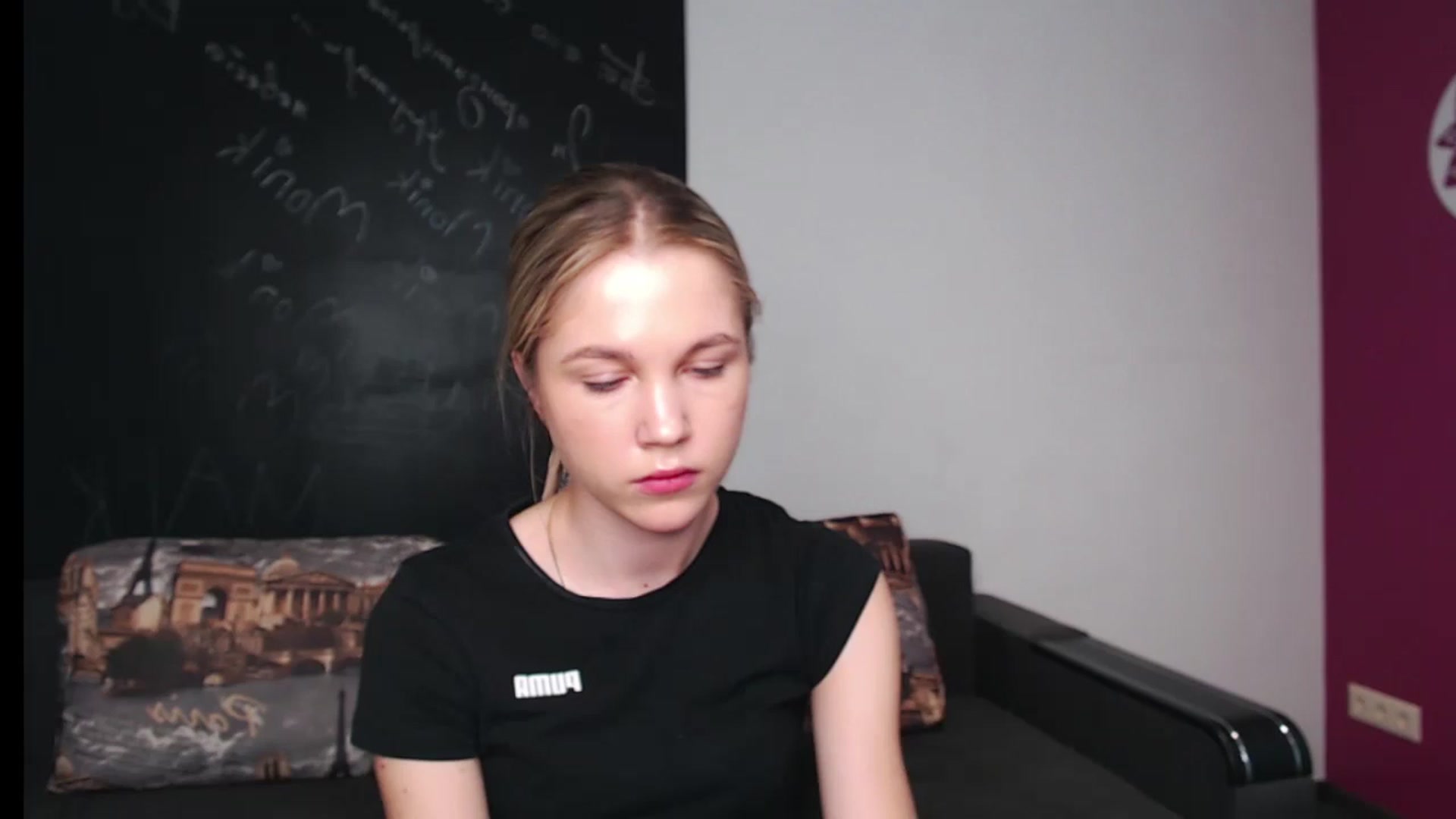Gallery image thumbnail from Kate_Lewiss's myfreecams stream on, 05/09/2024, 08:25 image 13 of 20