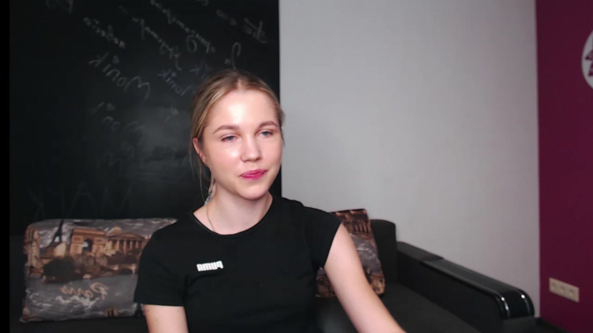 Gallery image thumbnail from Kate_Lewiss's myfreecams stream on, 05/09/2024, 08:25 image 17 of 20