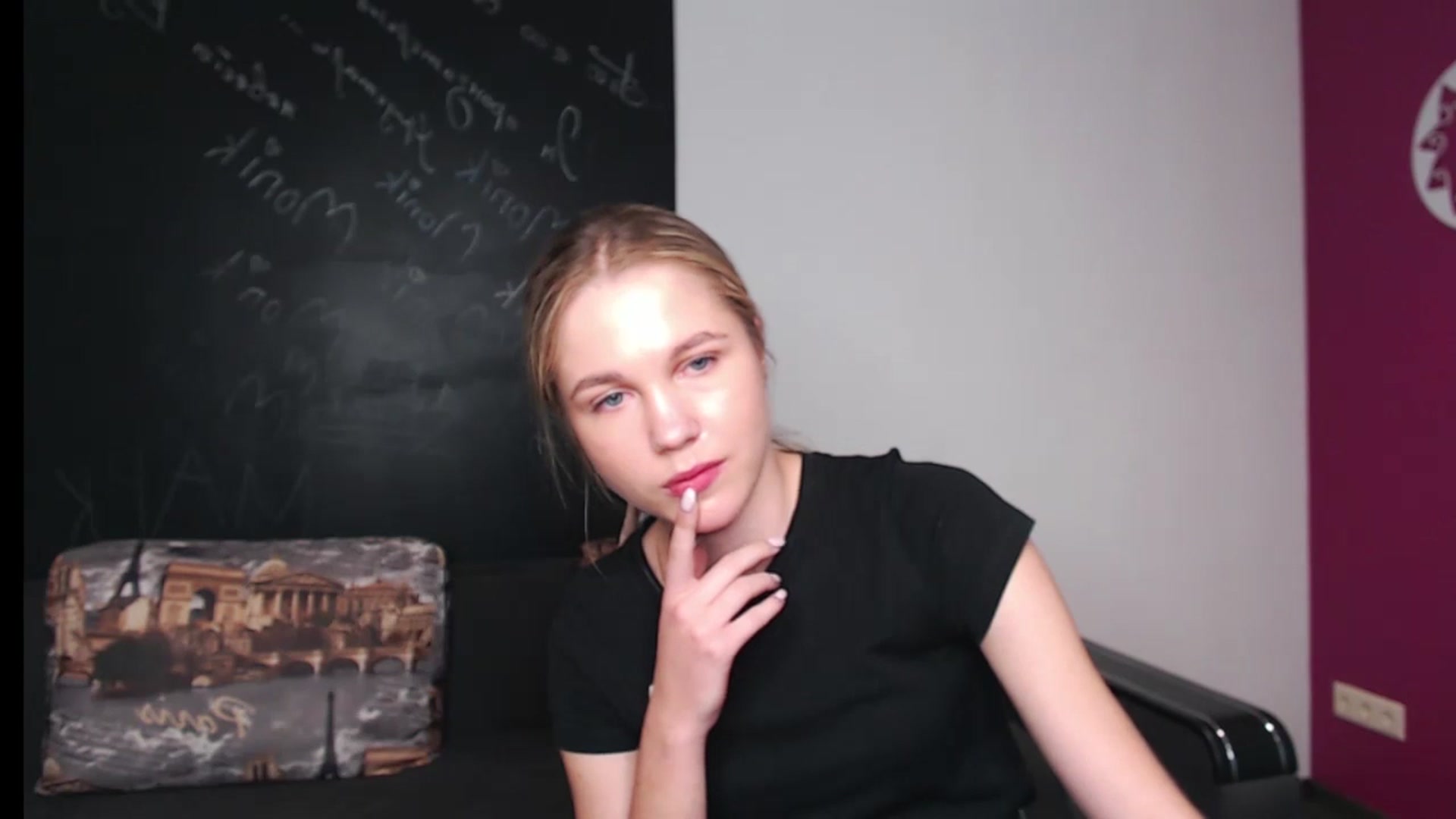 Gallery image thumbnail from Kate_Lewiss's myfreecams stream on, 05/09/2024, 09:22 image 20 of 20