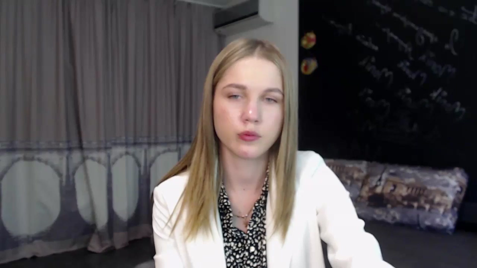 Gallery image thumbnail from Kate_Lewiss's myfreecams stream on, 05/12/2024, 11:00 image 12 of 20