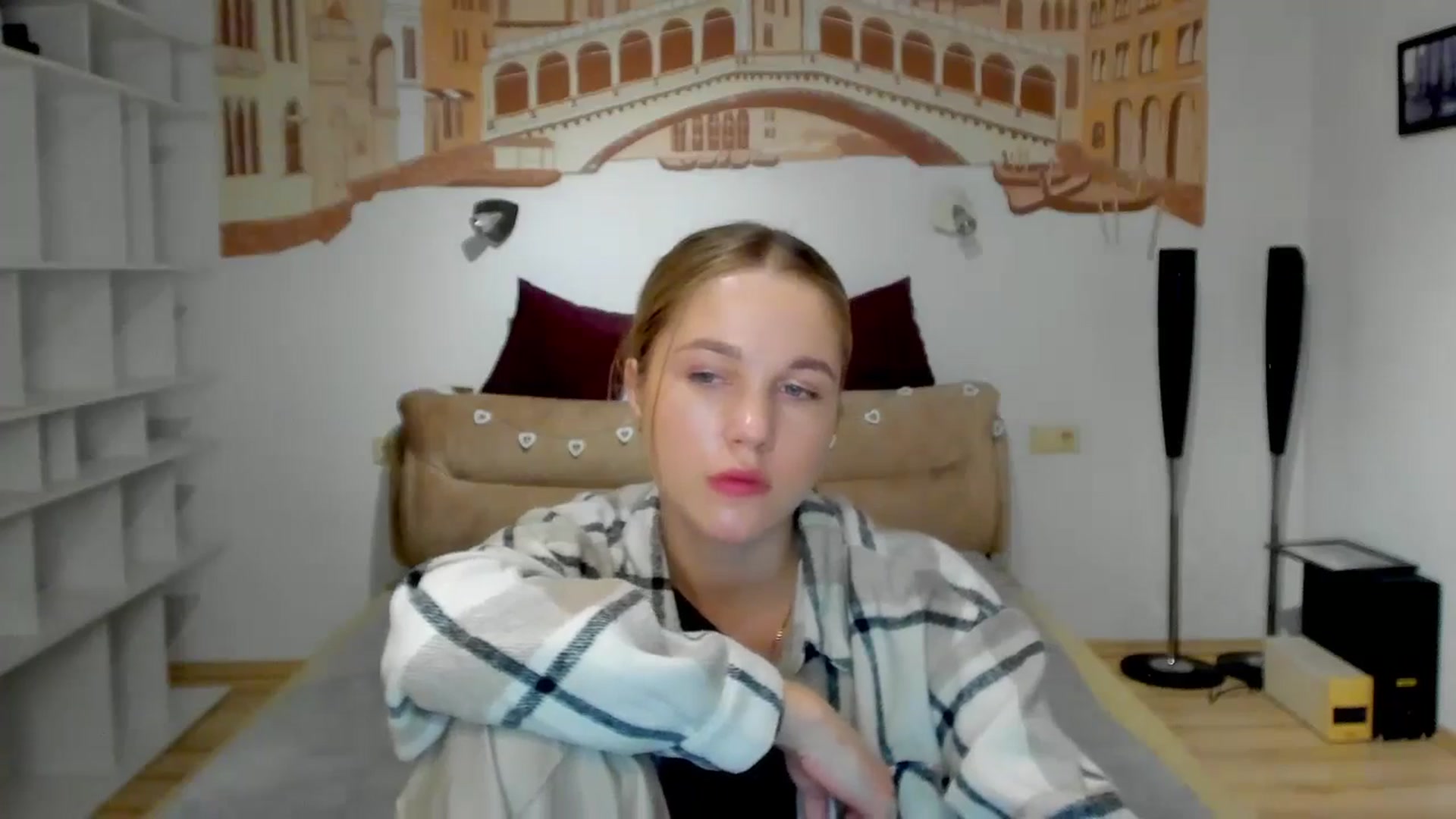 Gallery image thumbnail from Kate_Lewiss's myfreecams stream on, 05/13/2024, 07:13 image 10 of 20