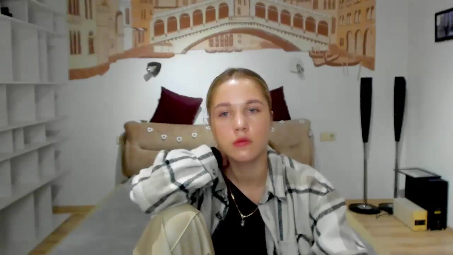 Gallery image thumbnail from Kate_Lewiss's myfreecams stream on, 05/13/2024, 07:13 image 13 of 20