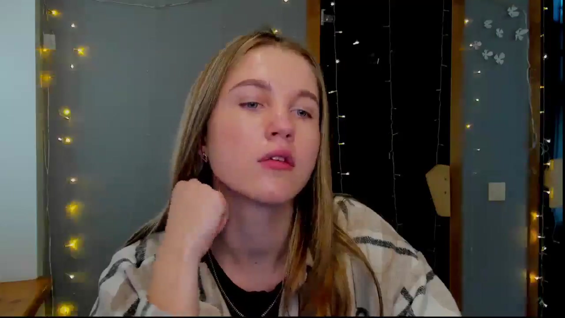 Gallery image thumbnail from Kate_Lewiss's myfreecams stream on, 05/14/2024, 10:54 image 11 of 20