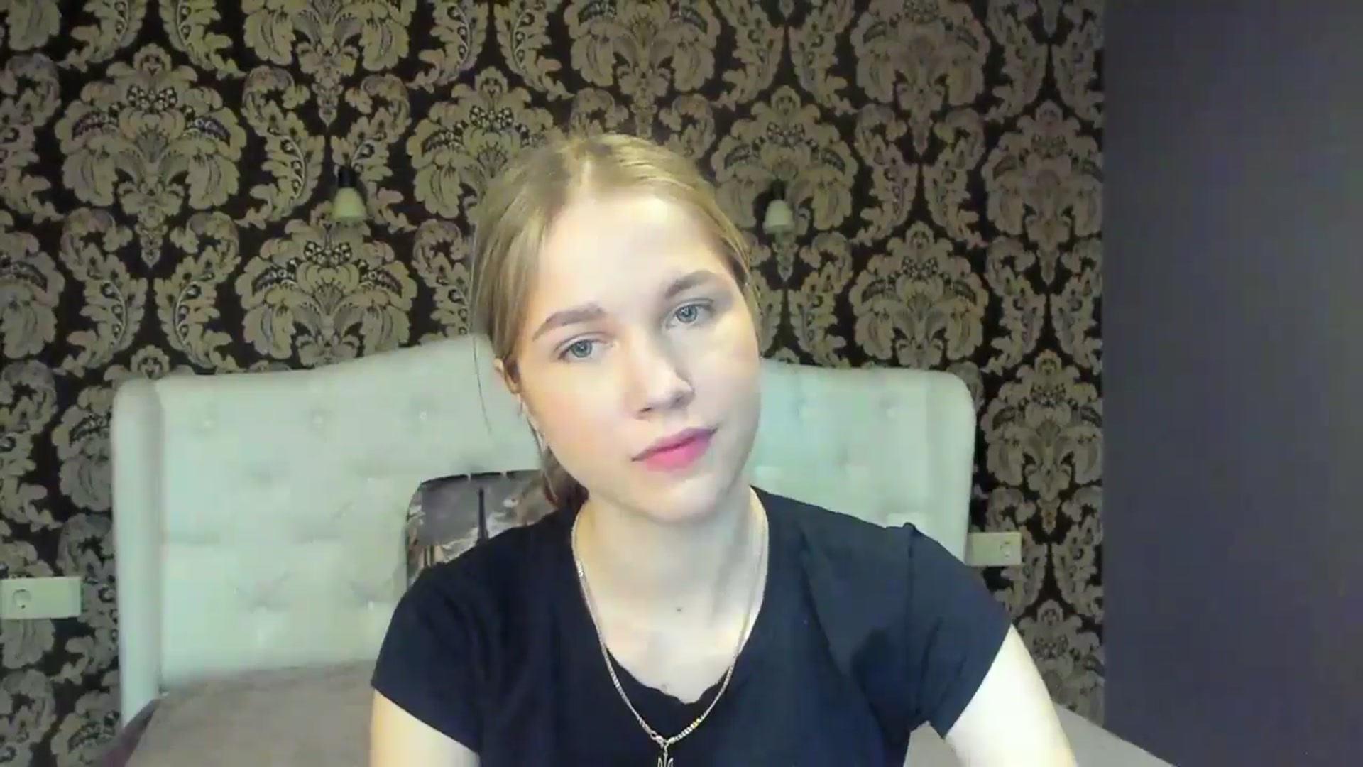 Gallery image thumbnail from Kate_Lewiss's myfreecams stream on, 05/15/2024, 07:07 image 3 of 20