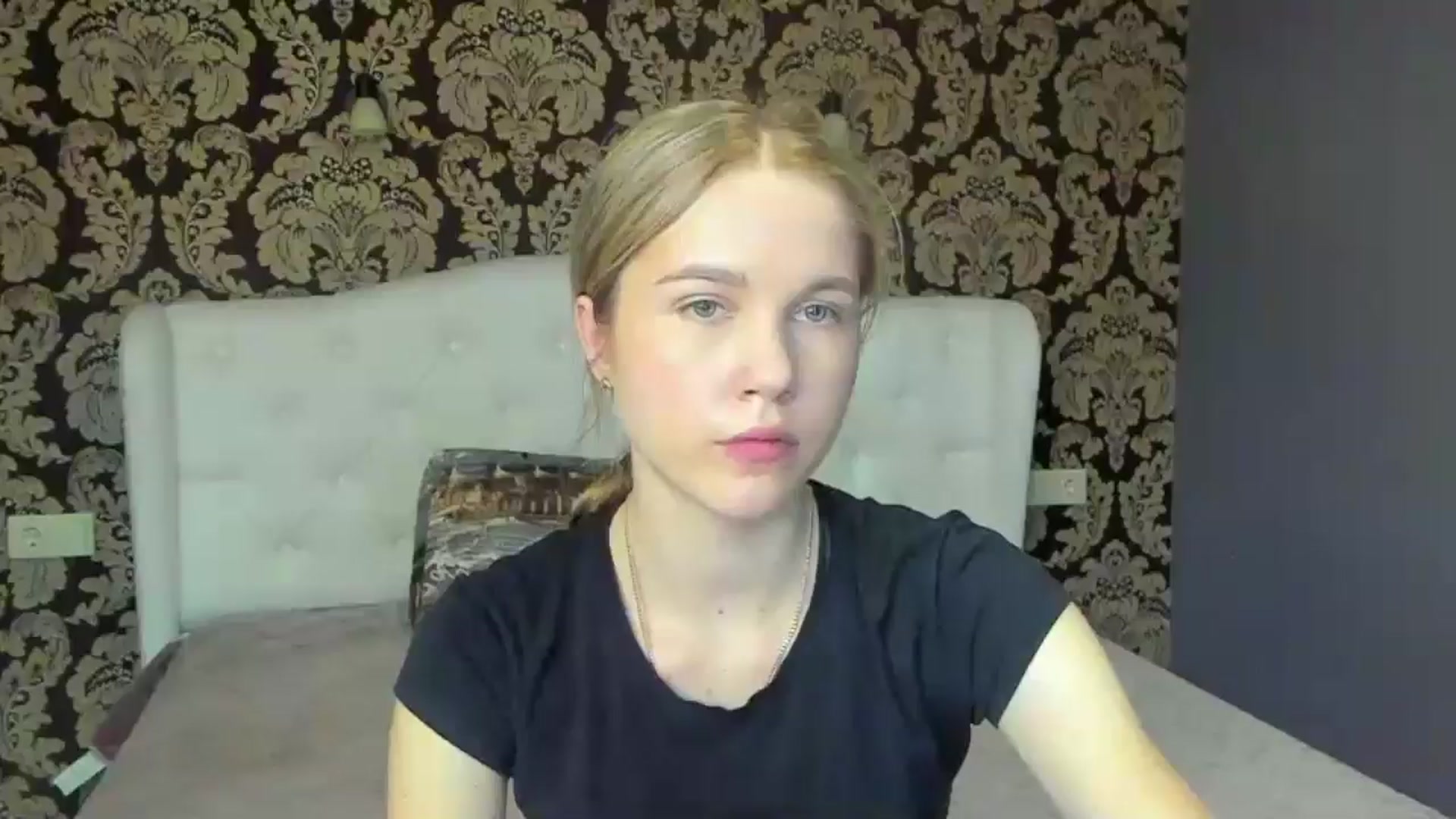 Gallery image thumbnail from Kate_Lewiss's myfreecams stream on, 05/15/2024, 10:05 image 4 of 20