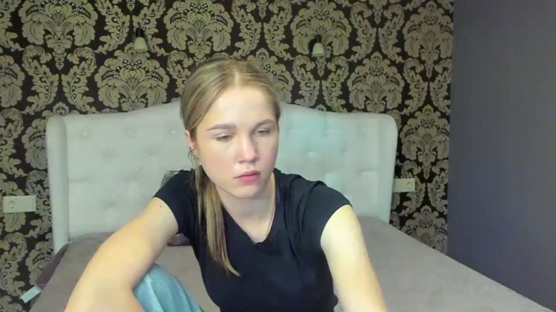 Gallery image thumbnail from Kate_Lewiss's myfreecams stream on, 05/15/2024, 11:02 image 8 of 20