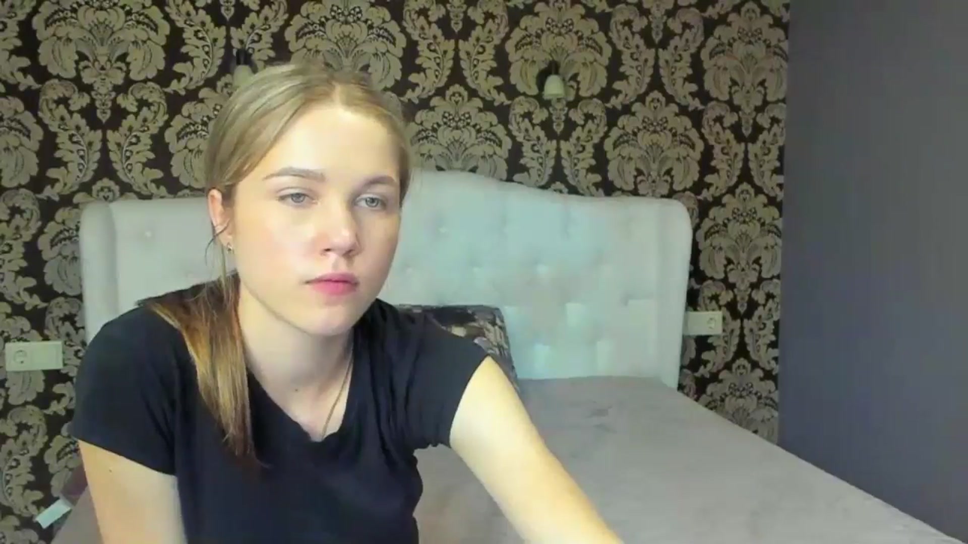 Gallery image thumbnail from Kate_Lewiss's myfreecams stream on, 05/15/2024, 11:02 image 15 of 20