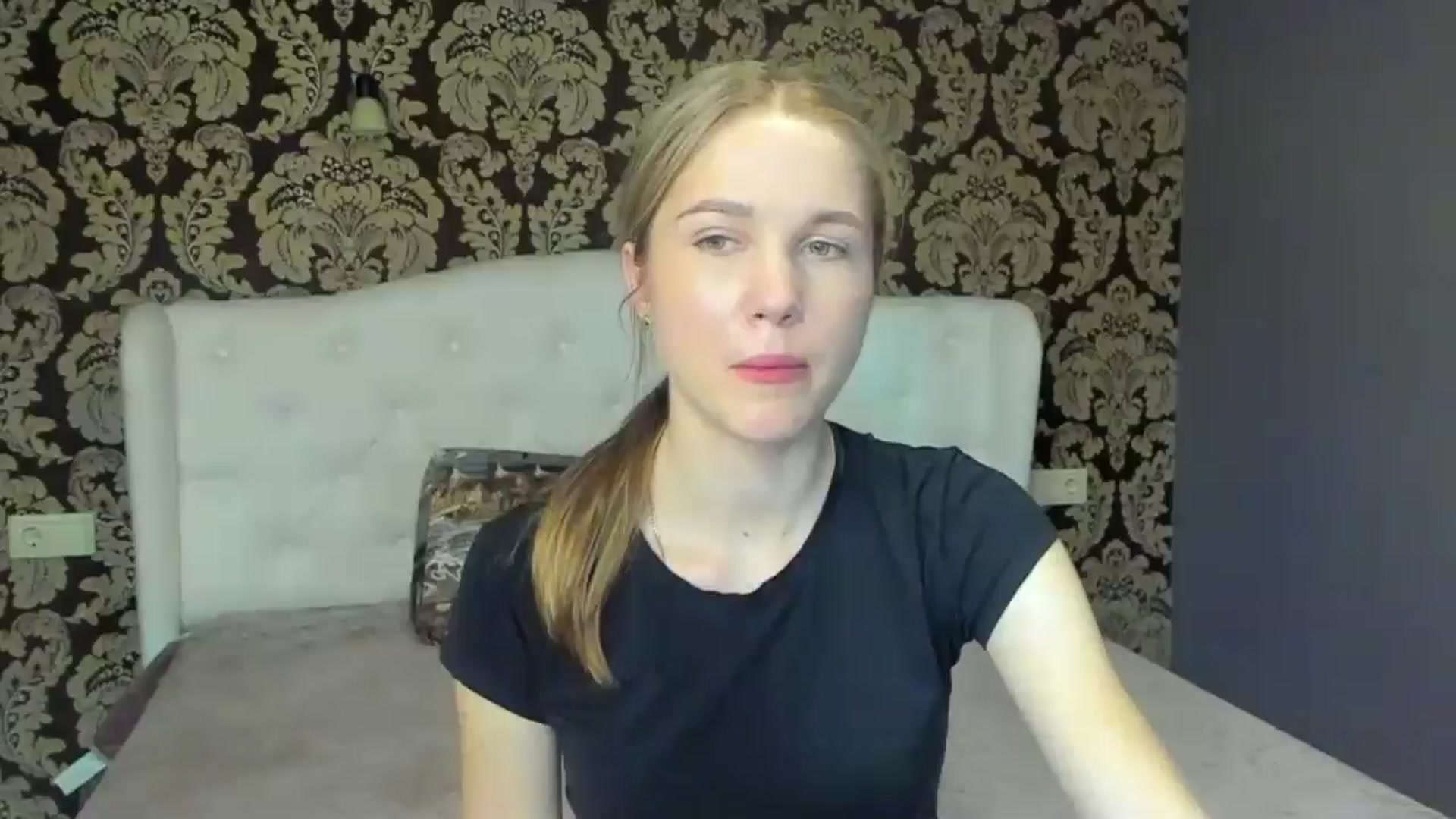 Gallery image thumbnail from Kate_Lewiss's myfreecams stream on, 05/15/2024, 11:02 image 2 of 20