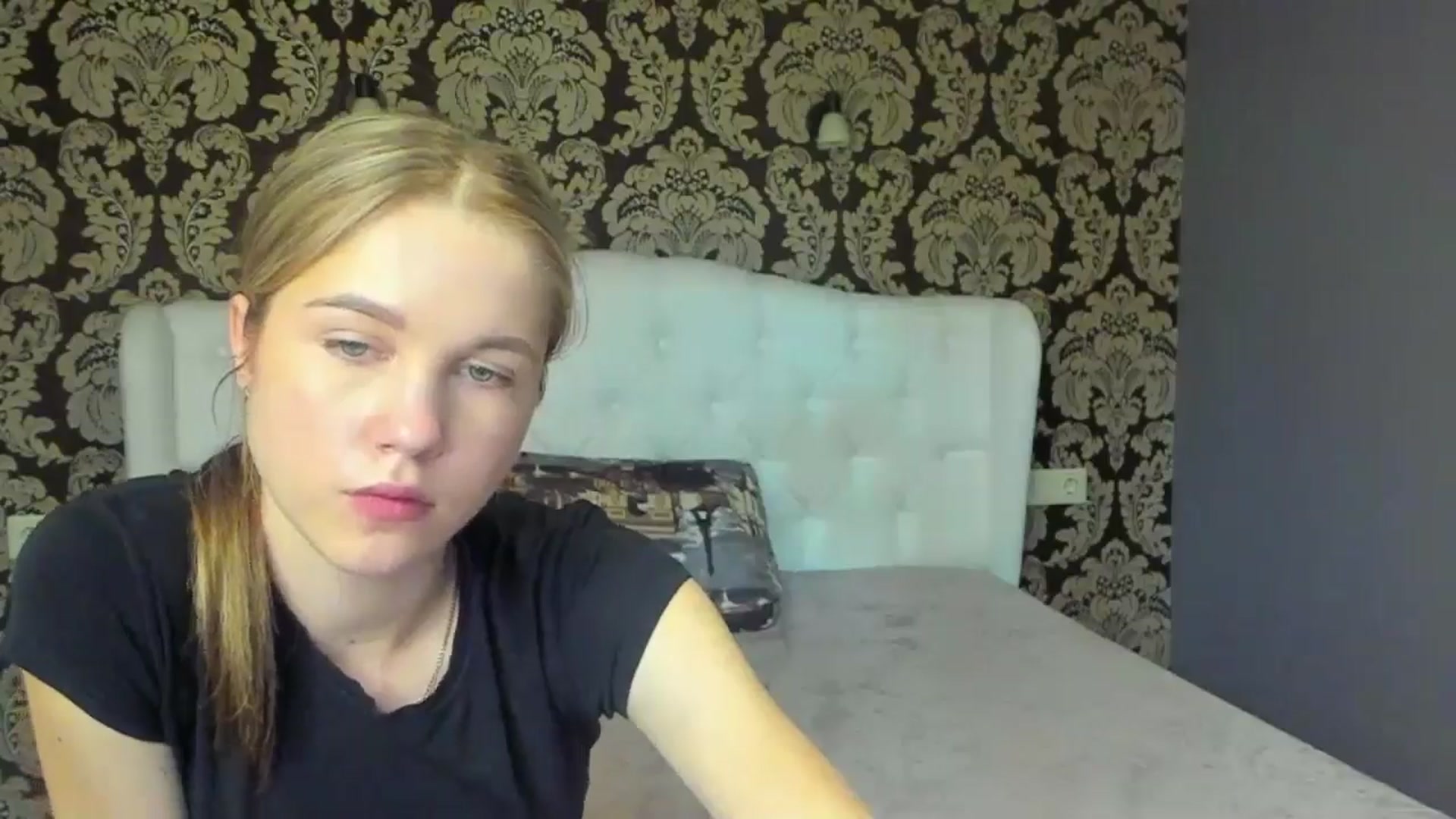 Gallery image thumbnail from Kate_Lewiss's myfreecams stream on, 05/15/2024, 11:02 image 19 of 20