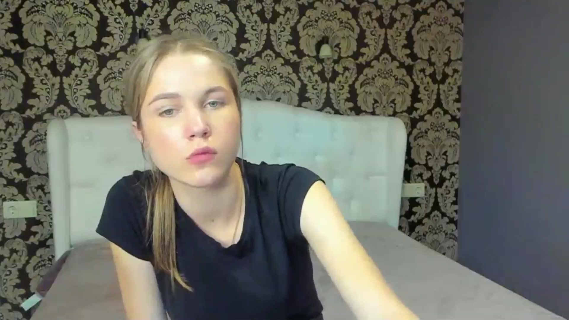 Gallery image thumbnail from Kate_Lewiss's myfreecams stream on, 05/15/2024, 11:02 image 10 of 20