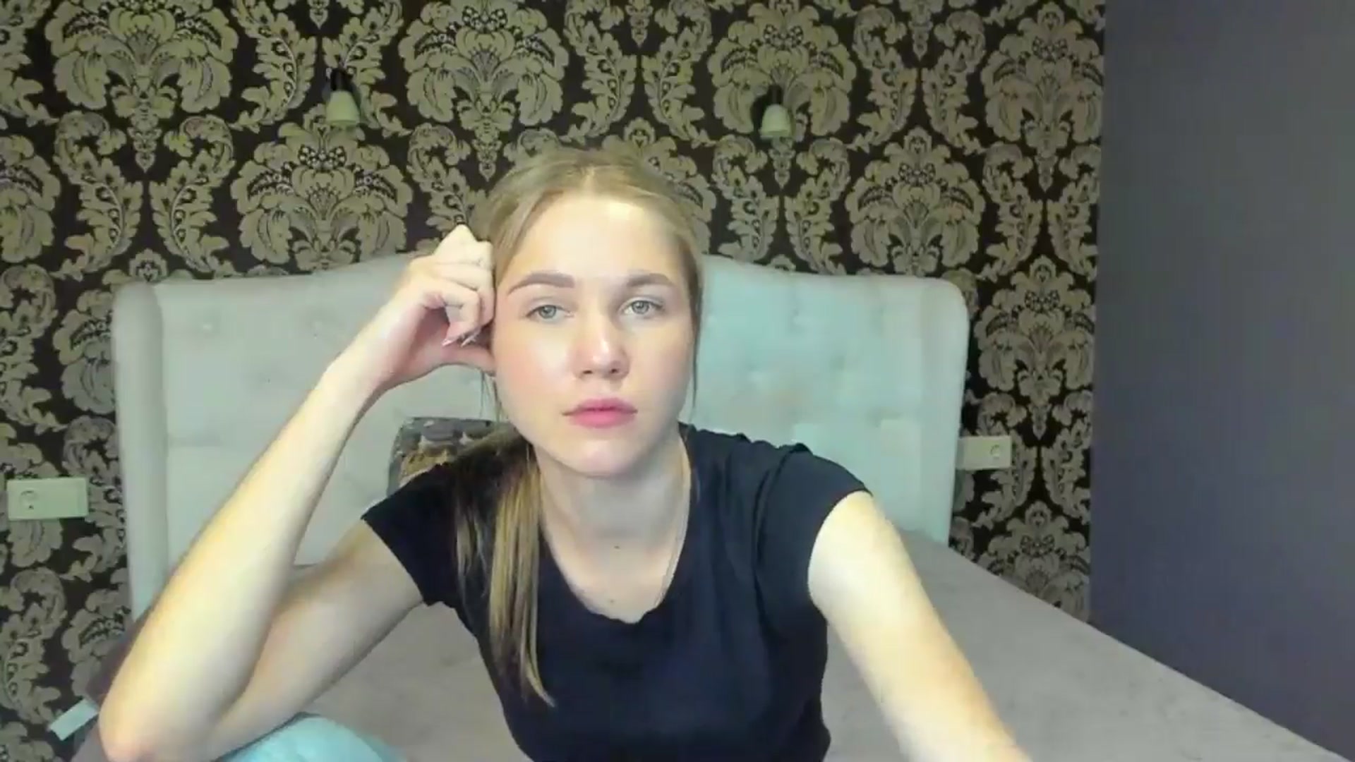 Gallery image thumbnail from Kate_Lewiss's myfreecams stream on, 05/15/2024, 11:02 image 9 of 20