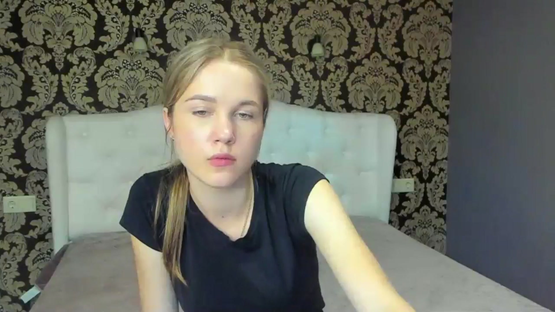 Gallery image thumbnail from Kate_Lewiss's myfreecams stream on, 05/15/2024, 11:02 image 12 of 20