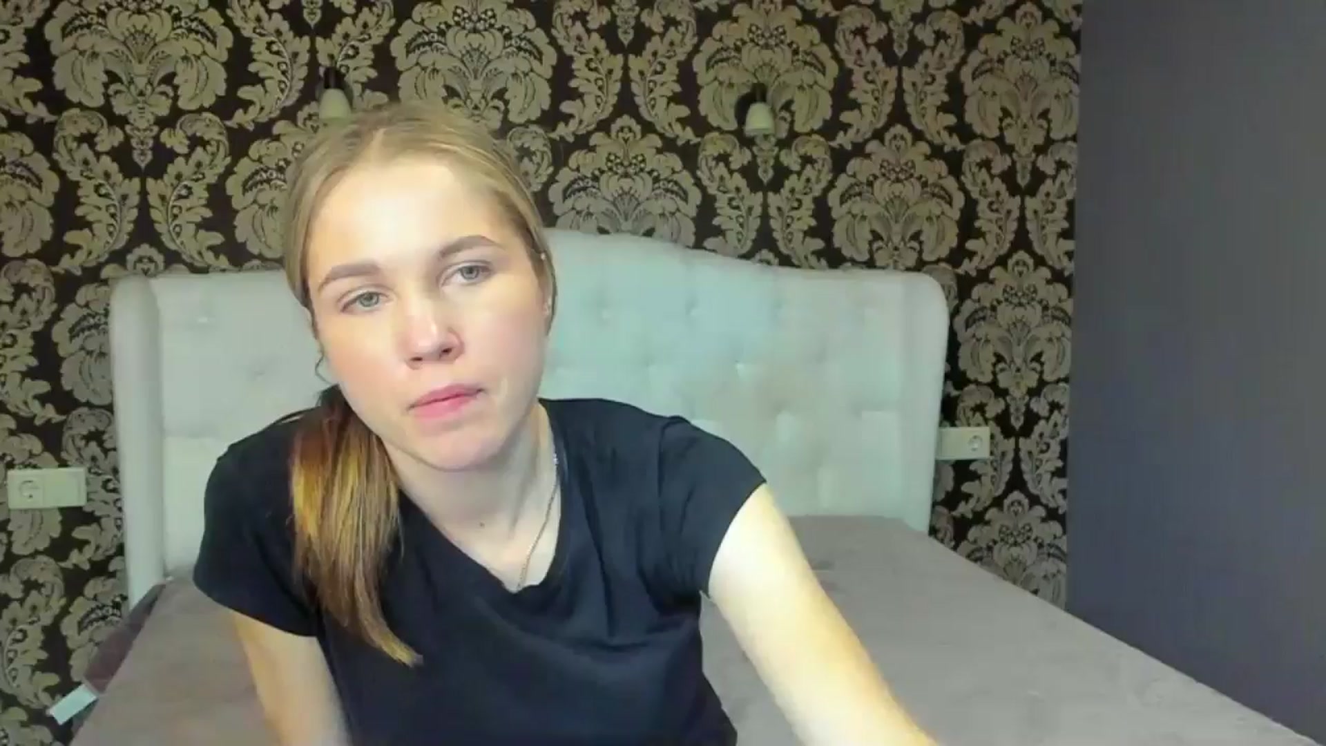 Gallery image thumbnail from Kate_Lewiss's myfreecams stream on, 05/15/2024, 11:02 image 1 of 20