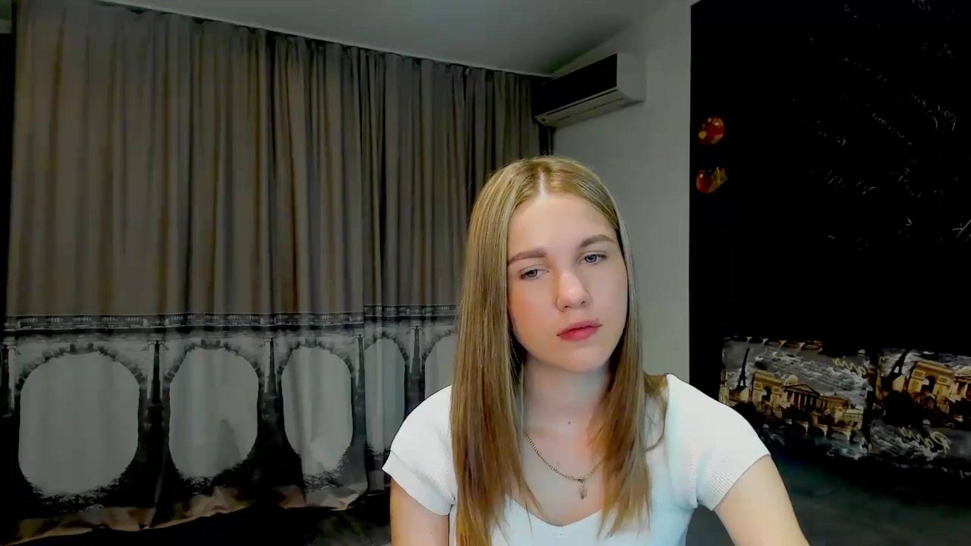 Gallery image thumbnail from Kate_Lewiss's myfreecams stream on, 05/16/2024, 07:07 image 12 of 20