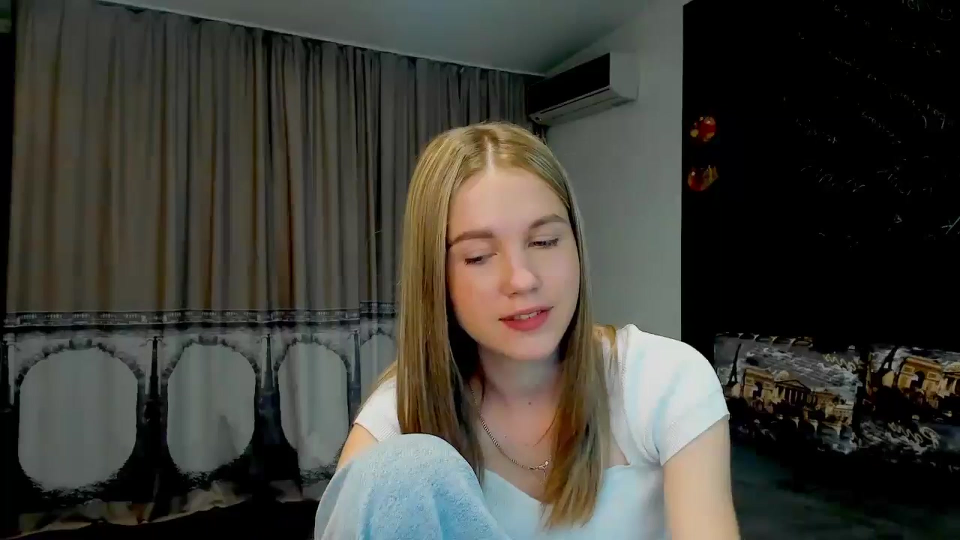 Gallery image thumbnail from Kate_Lewiss's myfreecams stream on, 05/16/2024, 07:32 image 6 of 20