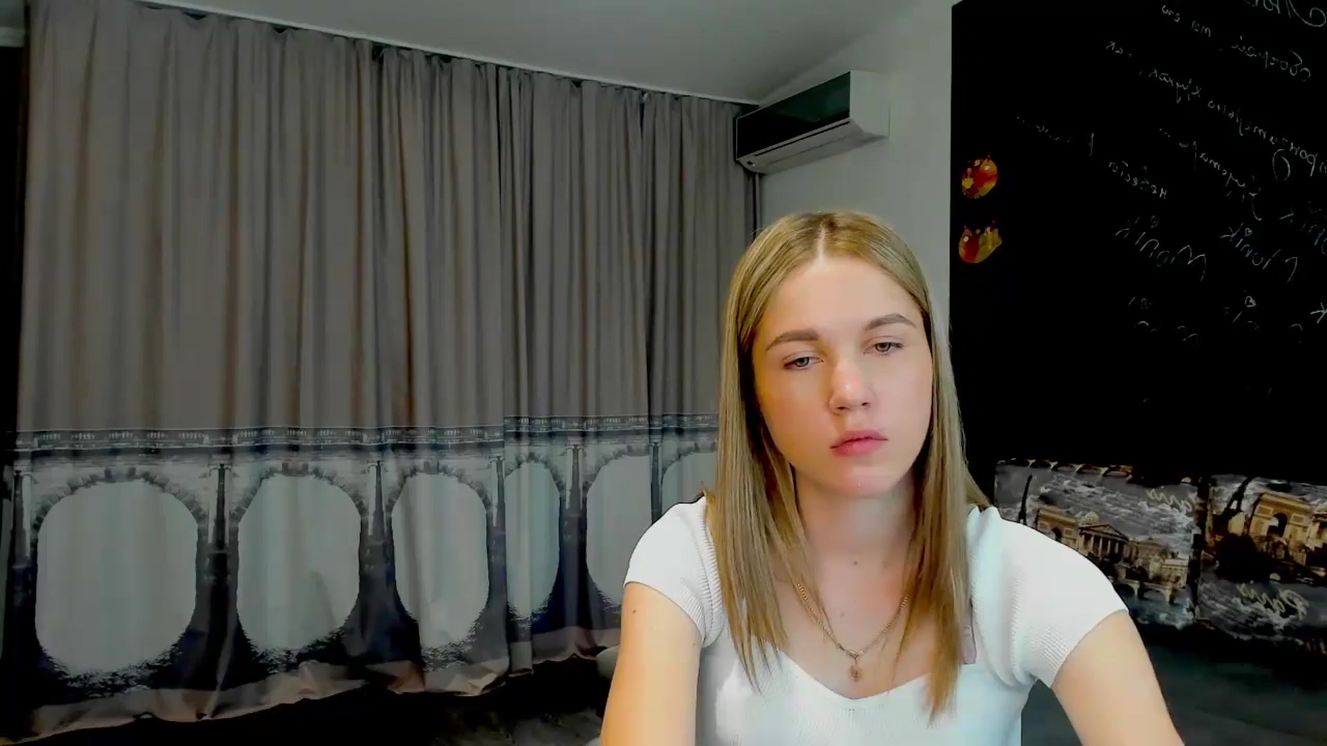 Gallery image thumbnail from Kate_Lewiss's myfreecams stream on, 05/16/2024, 08:43 image 20 of 20