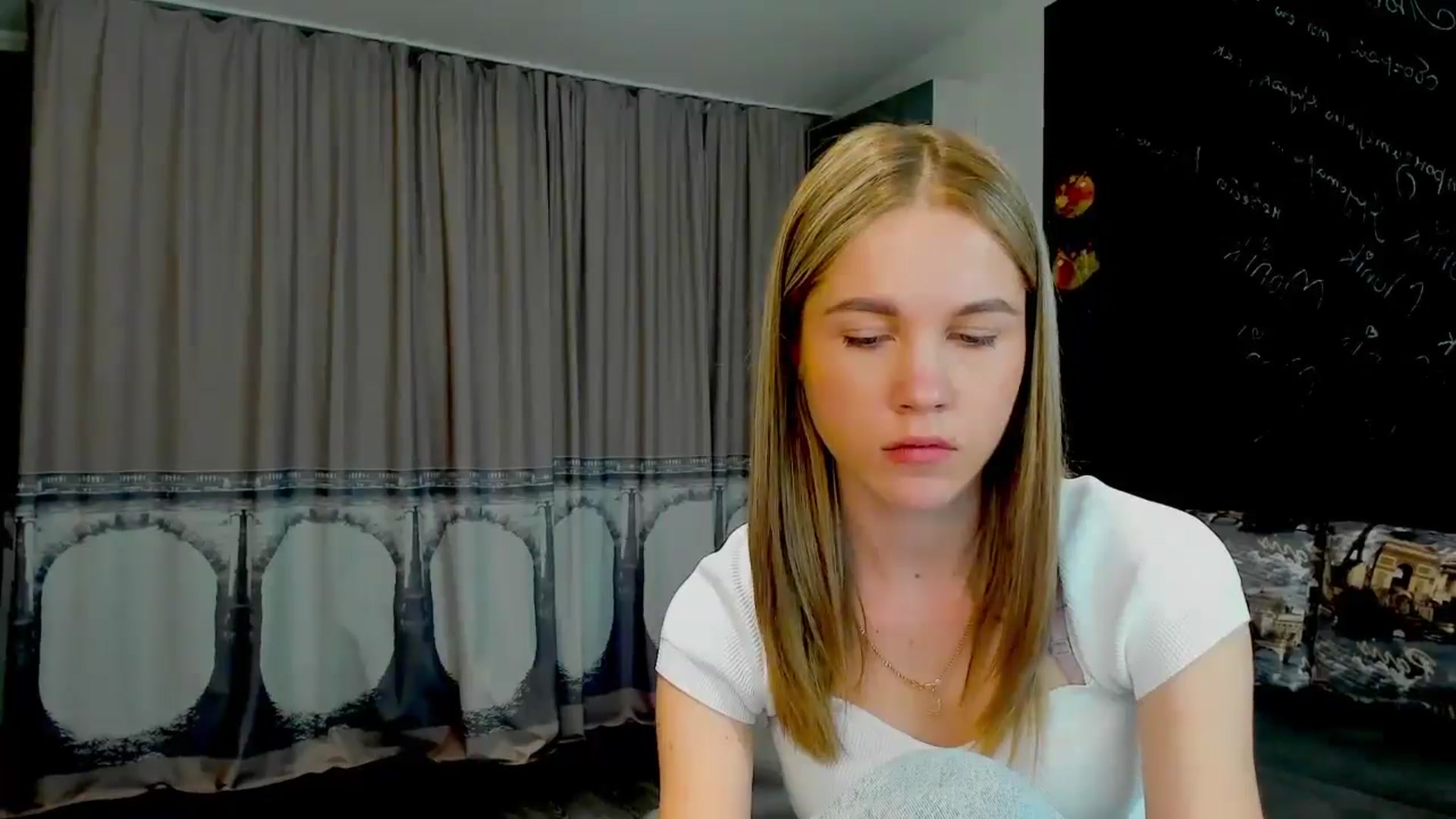 Gallery image thumbnail from Kate_Lewiss's myfreecams stream on, 05/16/2024, 08:43 image 11 of 20