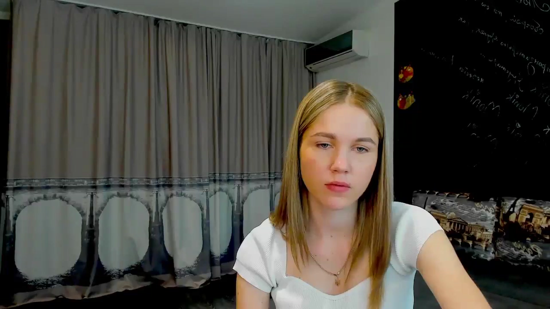 Gallery image thumbnail from Kate_Lewiss's myfreecams stream on, 05/16/2024, 08:43 image 16 of 20