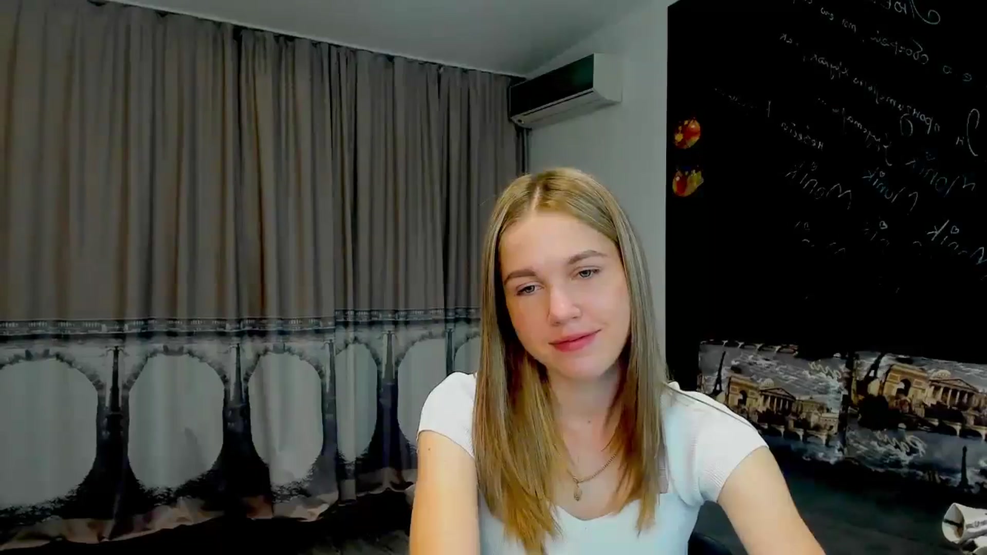 Gallery image thumbnail from Kate_Lewiss's myfreecams stream on, 05/16/2024, 10:14 image 8 of 20