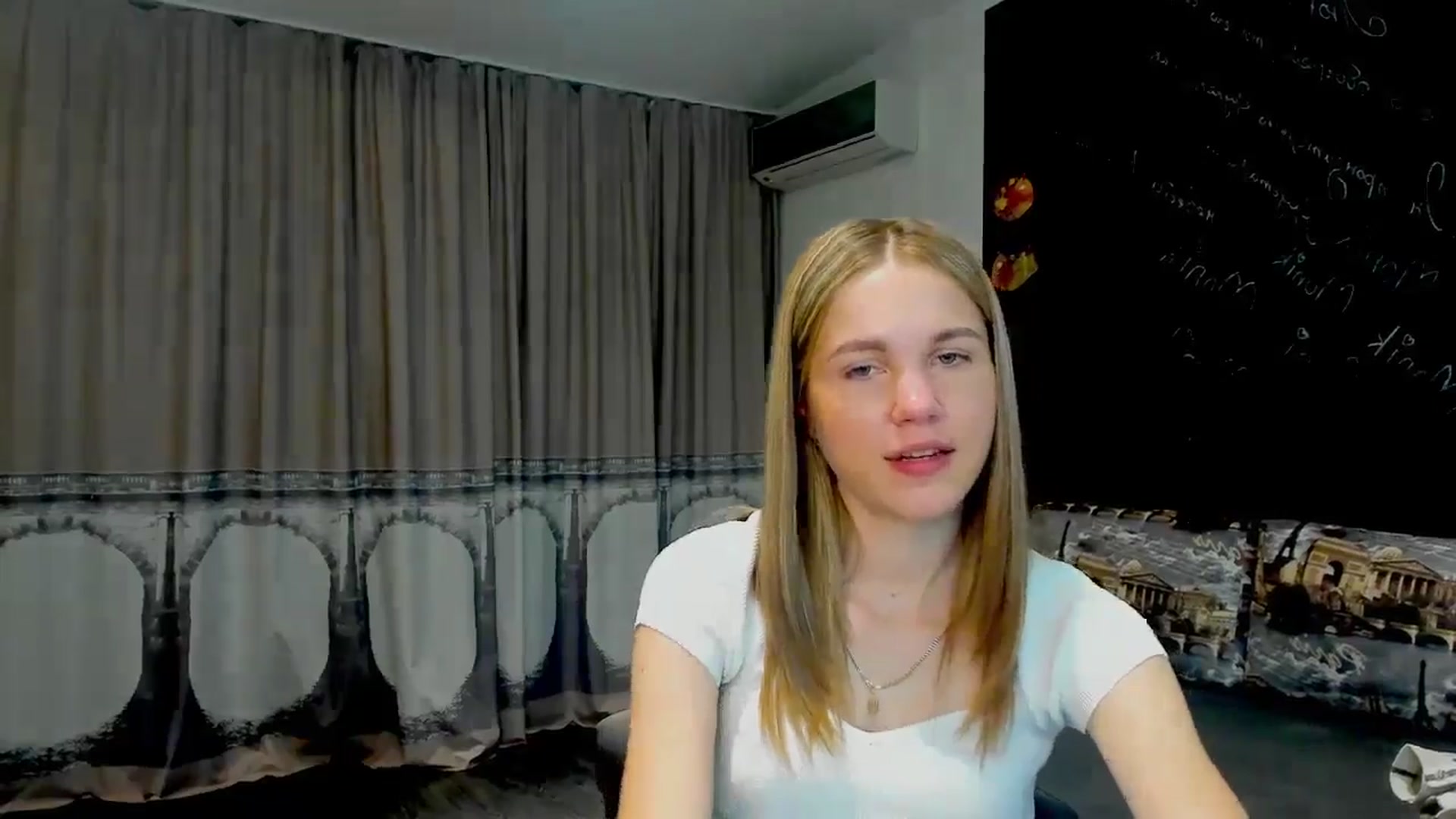 Gallery image thumbnail from Kate_Lewiss's myfreecams stream on, 05/16/2024, 10:14 image 11 of 20