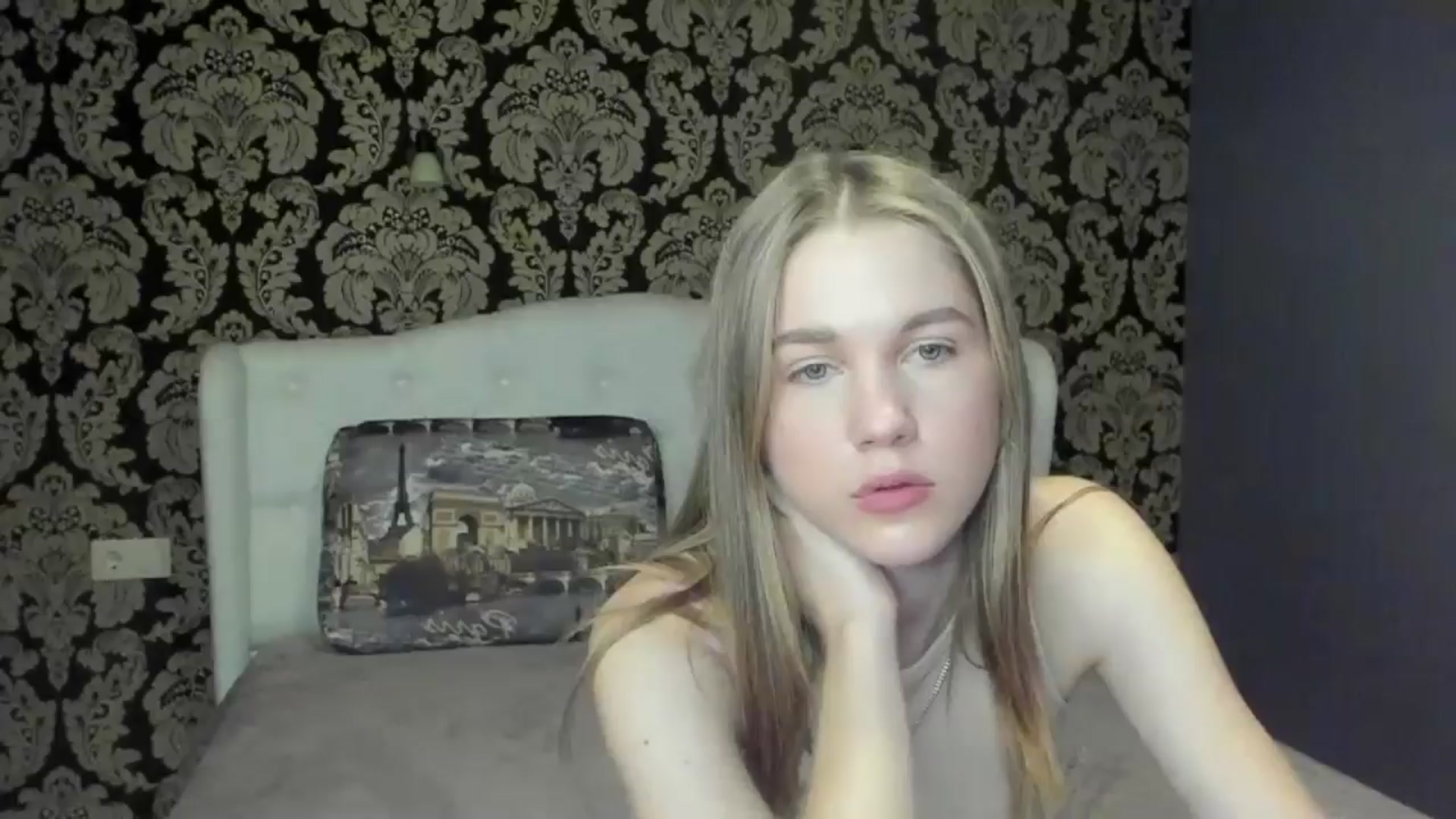 Gallery image thumbnail from Kate_Lewiss's myfreecams stream on, 05/19/2024, 08:24 image 1 of 20